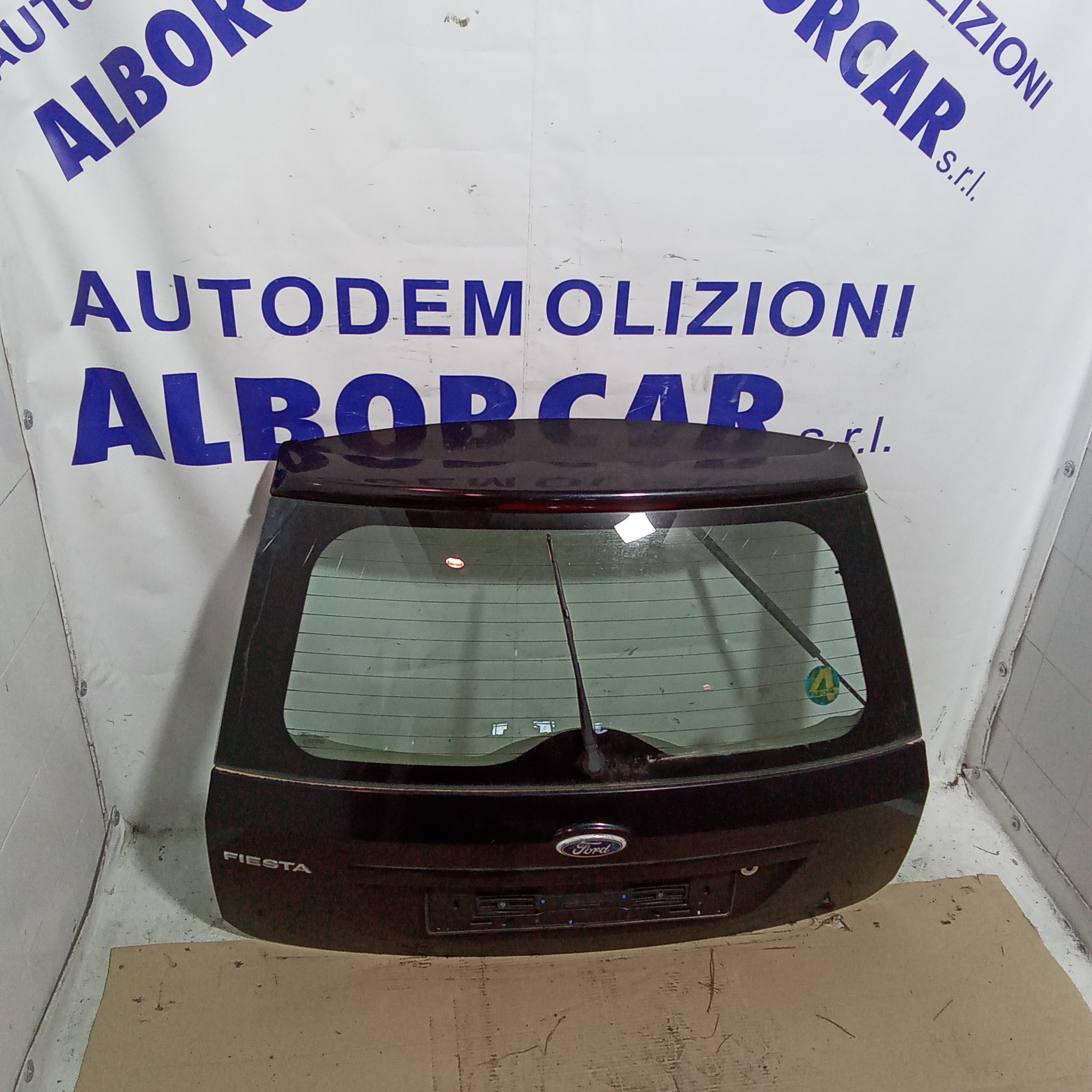 cofano baule posteriore ford fiesta anno 2002