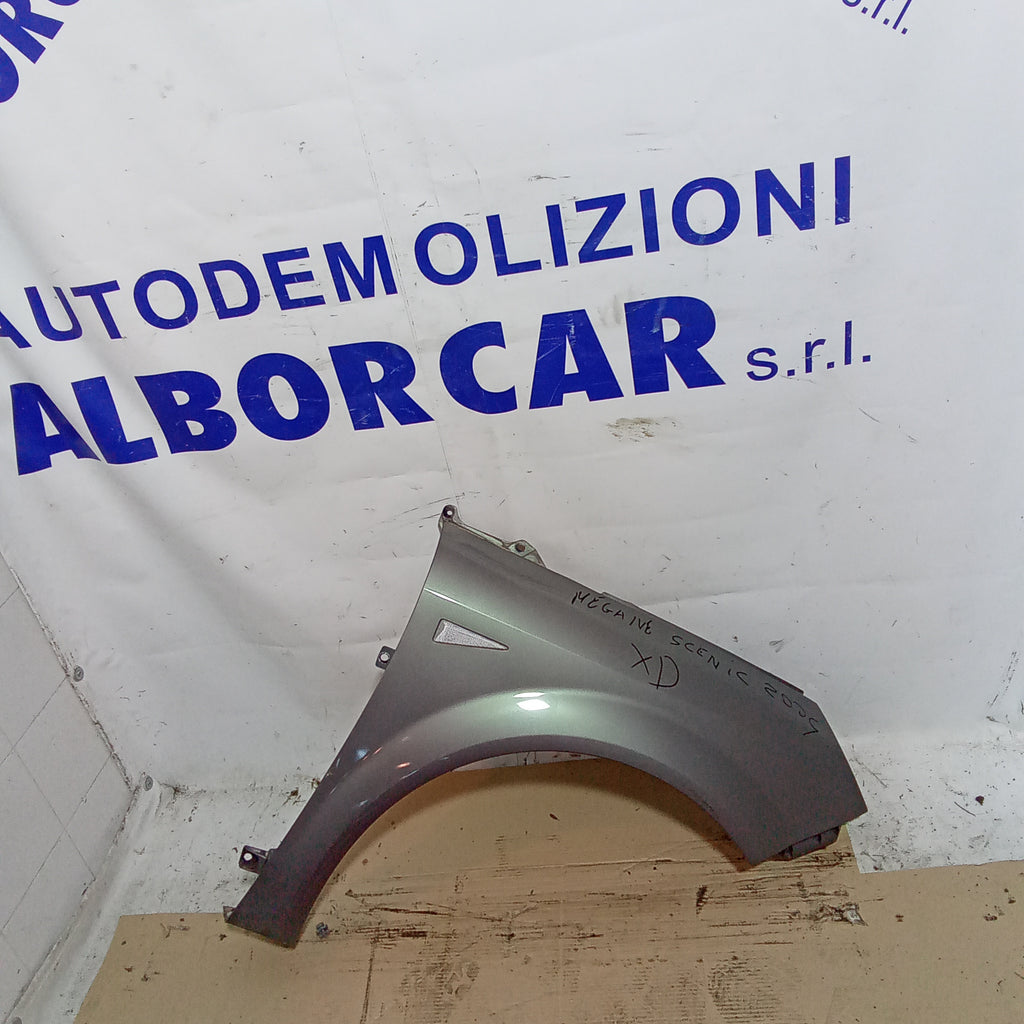 right front fender arch renault megane year 2004