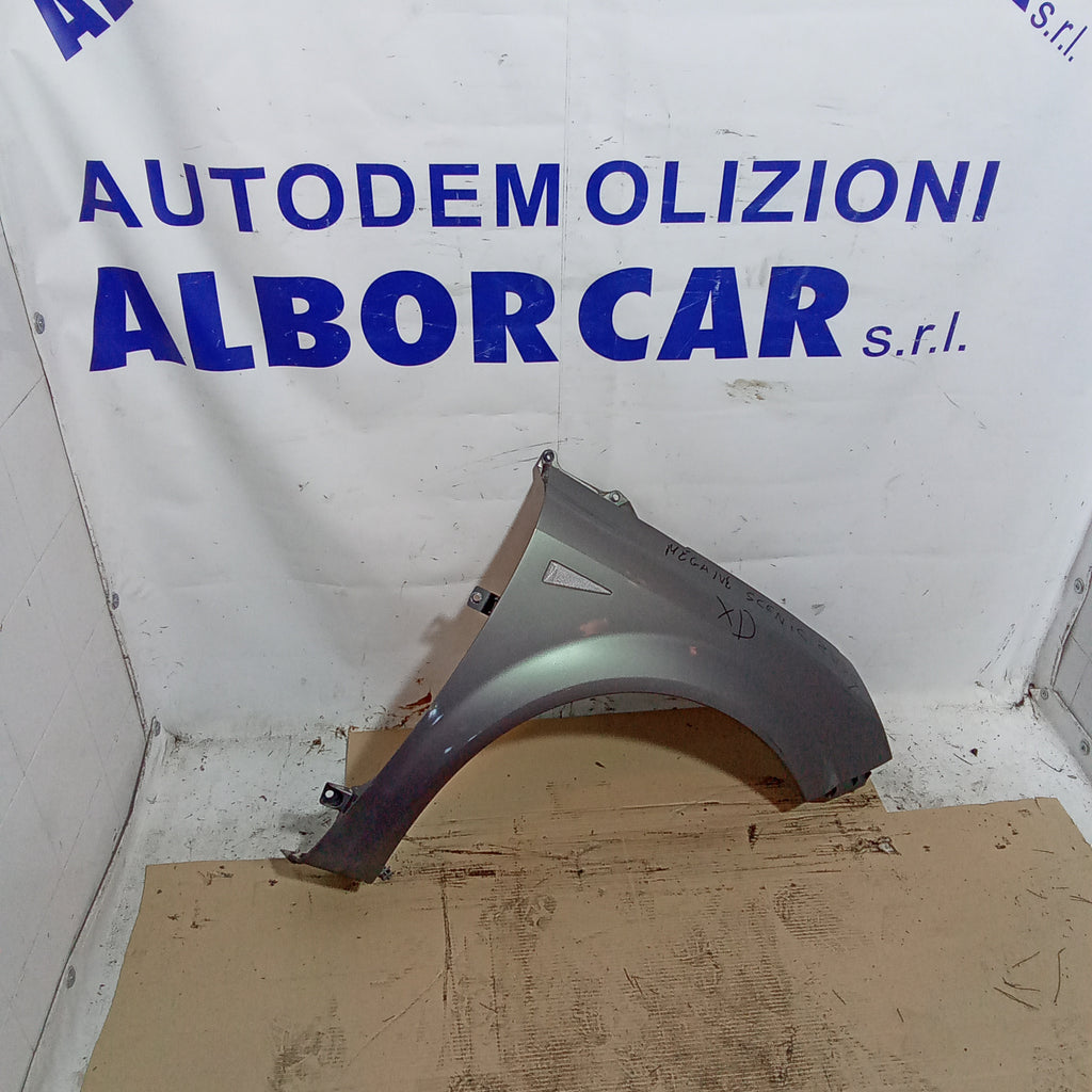 right front fender arch renault megane year 2004