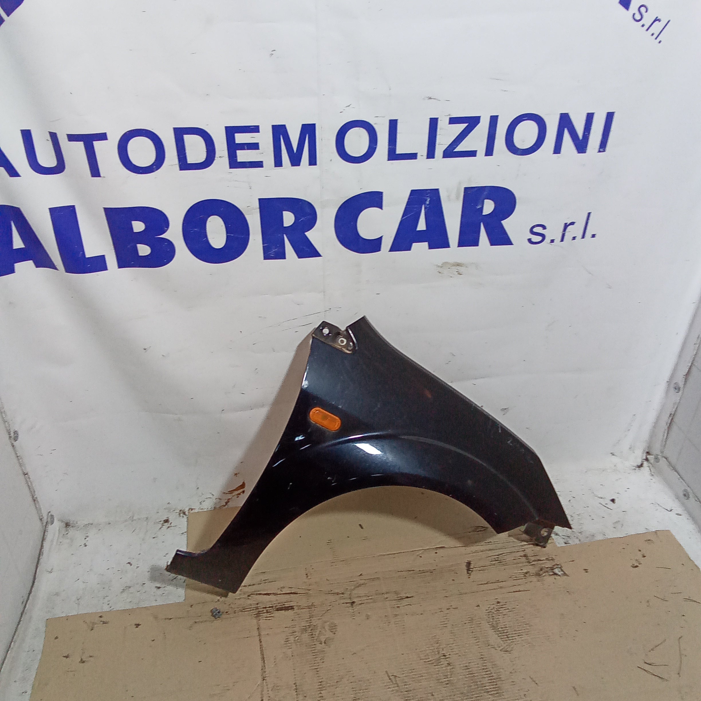 right front fender ford fiesta year 2002