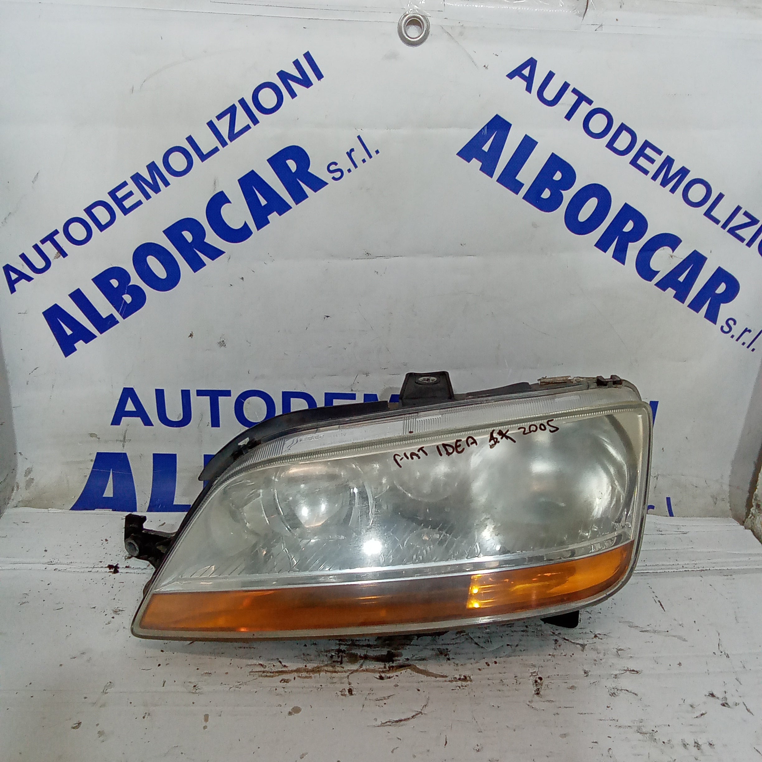faro delantero izquierdo Fiat Idea año 2005