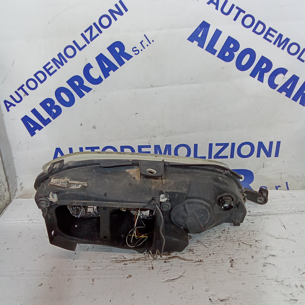 faro delantero izquierdo Fiat Idea año 2005