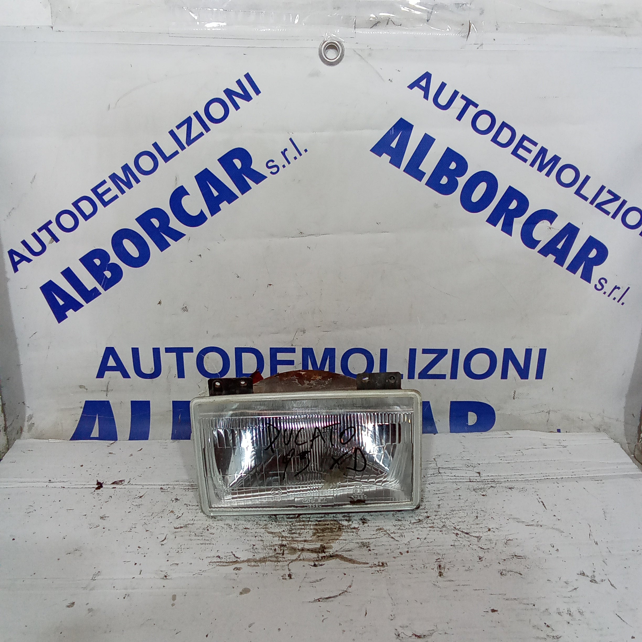 faro delantero derecho Fiat Ducato año 1995
