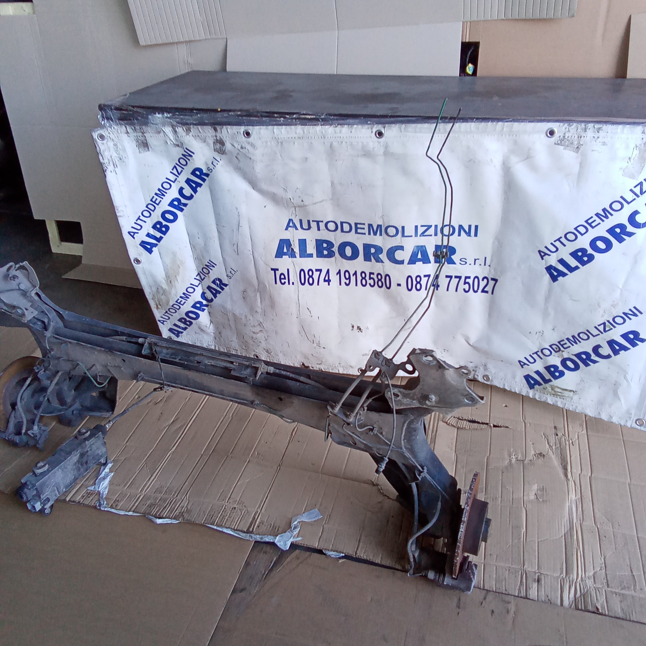 rear axle beam (complete) Renault Megane 1.9 CDI year 2004