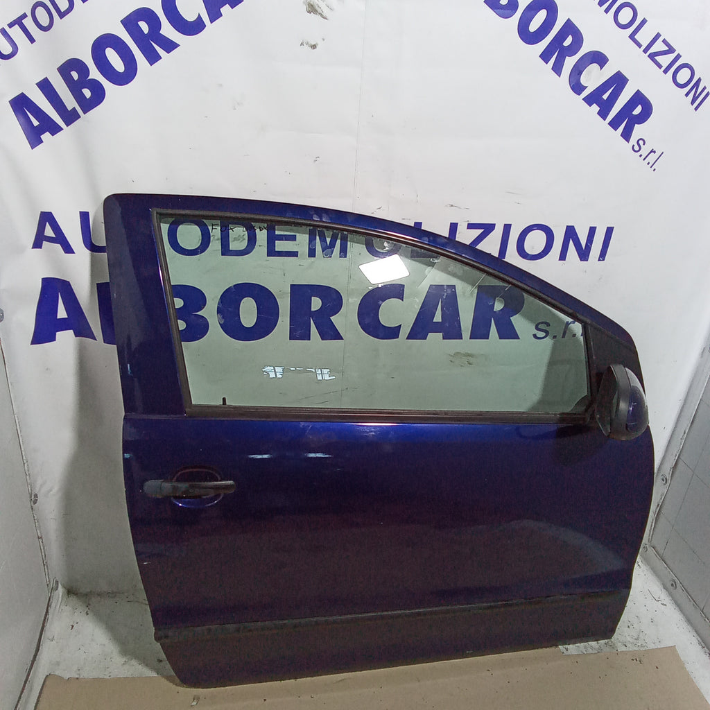 complete right front door Volkswagen Fox year 2005