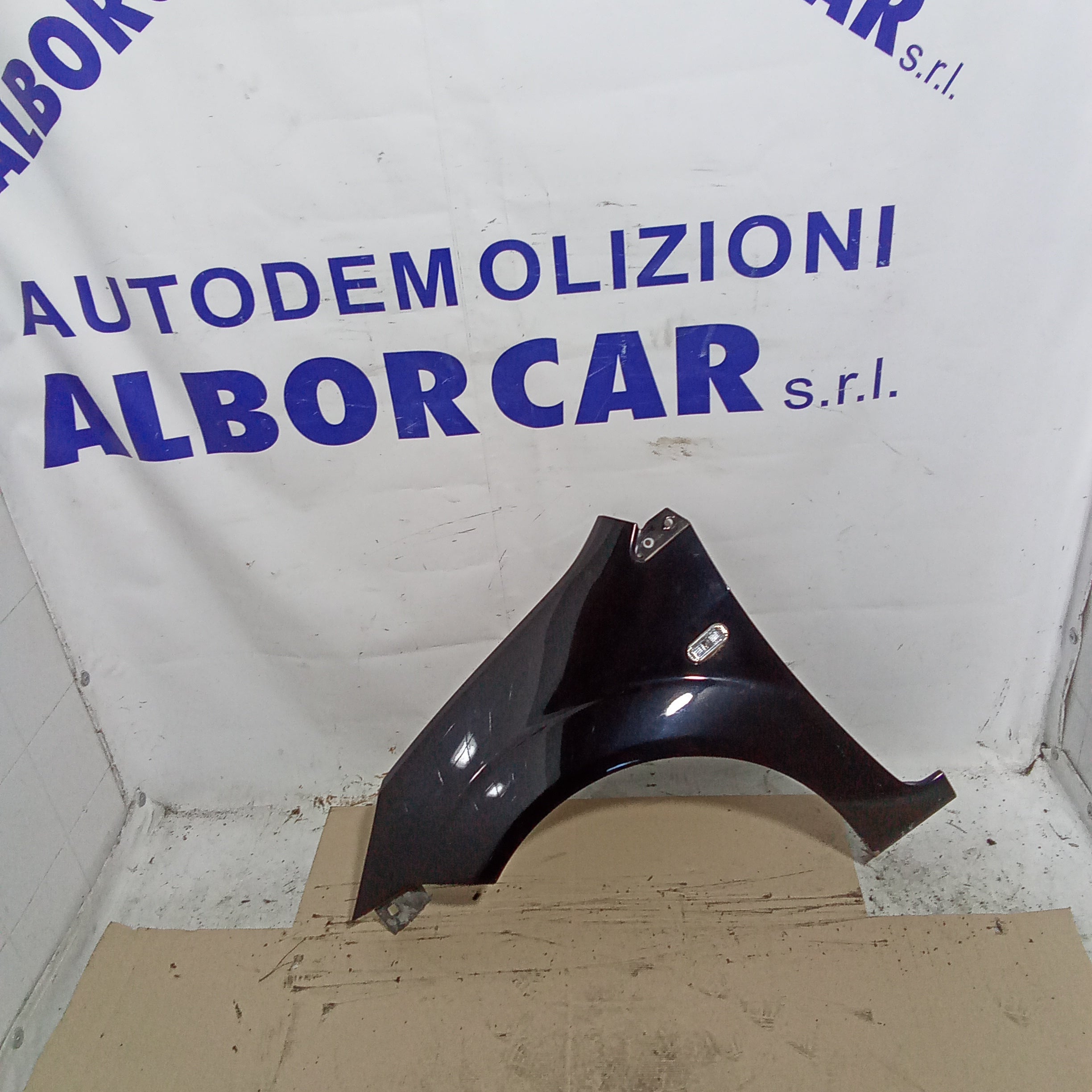 parafango fianchetto anteriore sinistro ford fiesta anno 2003
