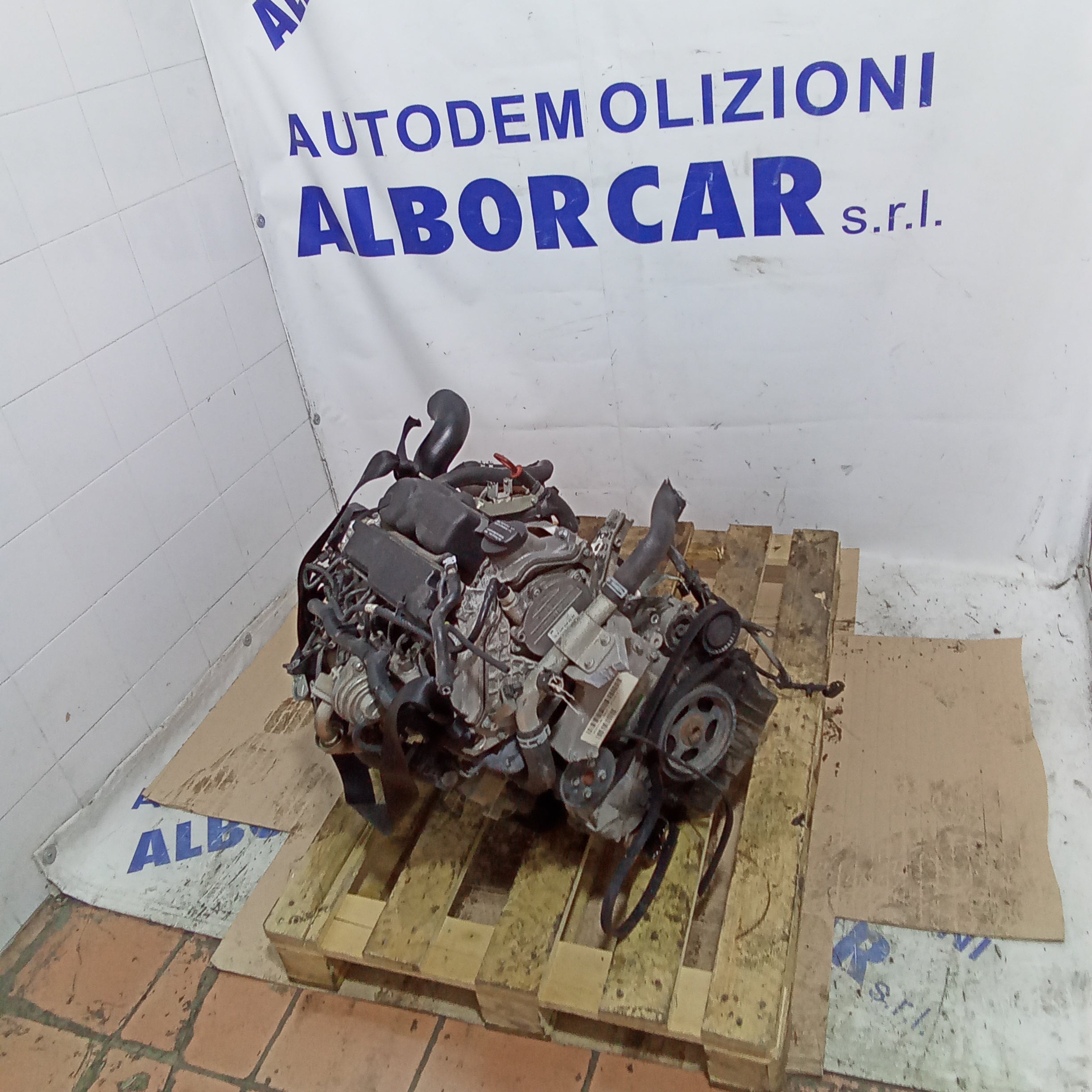 motore  smart for four 1.5 cdi (completo) anno 2005 (sottocoppa olio rotta) chilometri 190000 sigla motore 639939