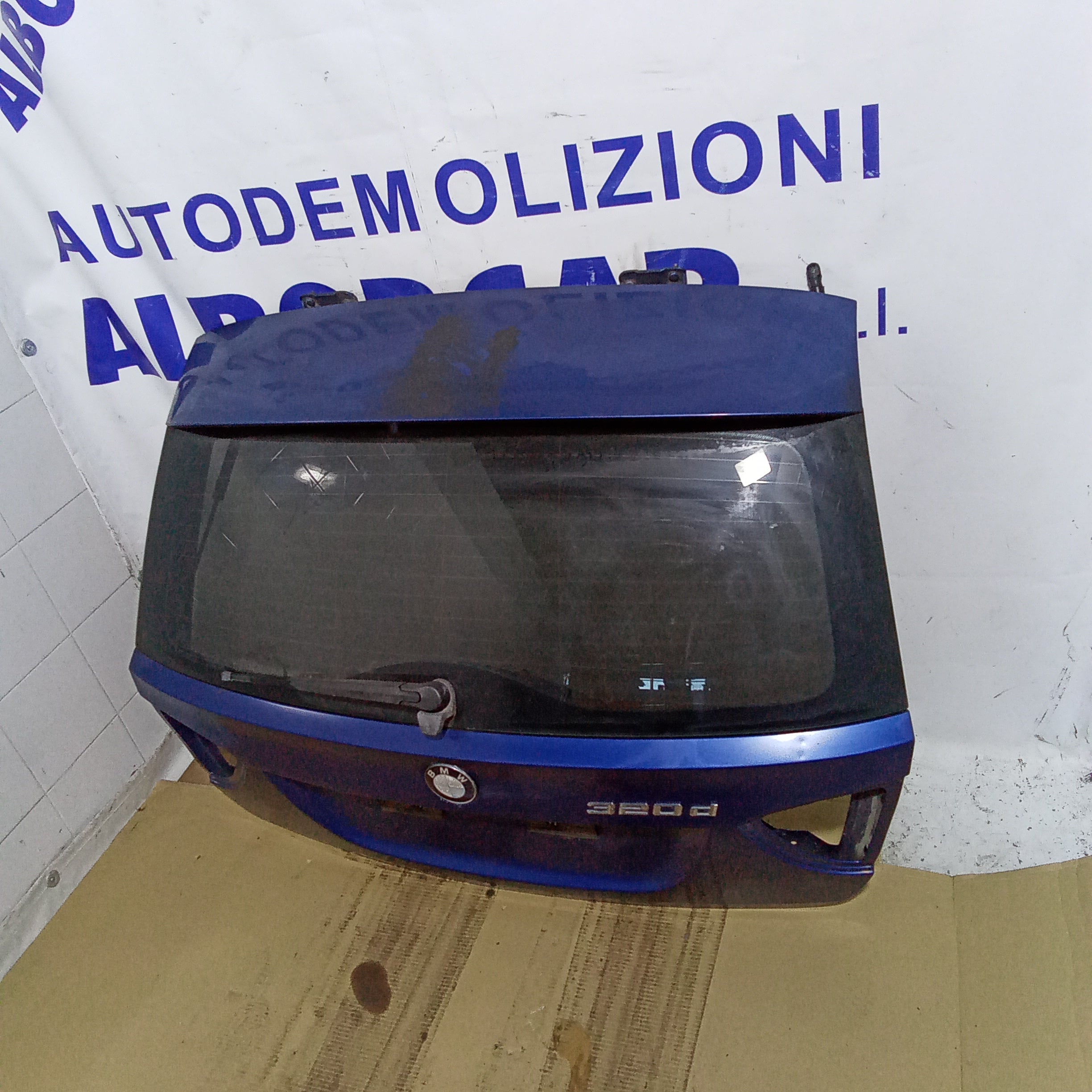 cofano baule posteriore bmw 320d anno 2006