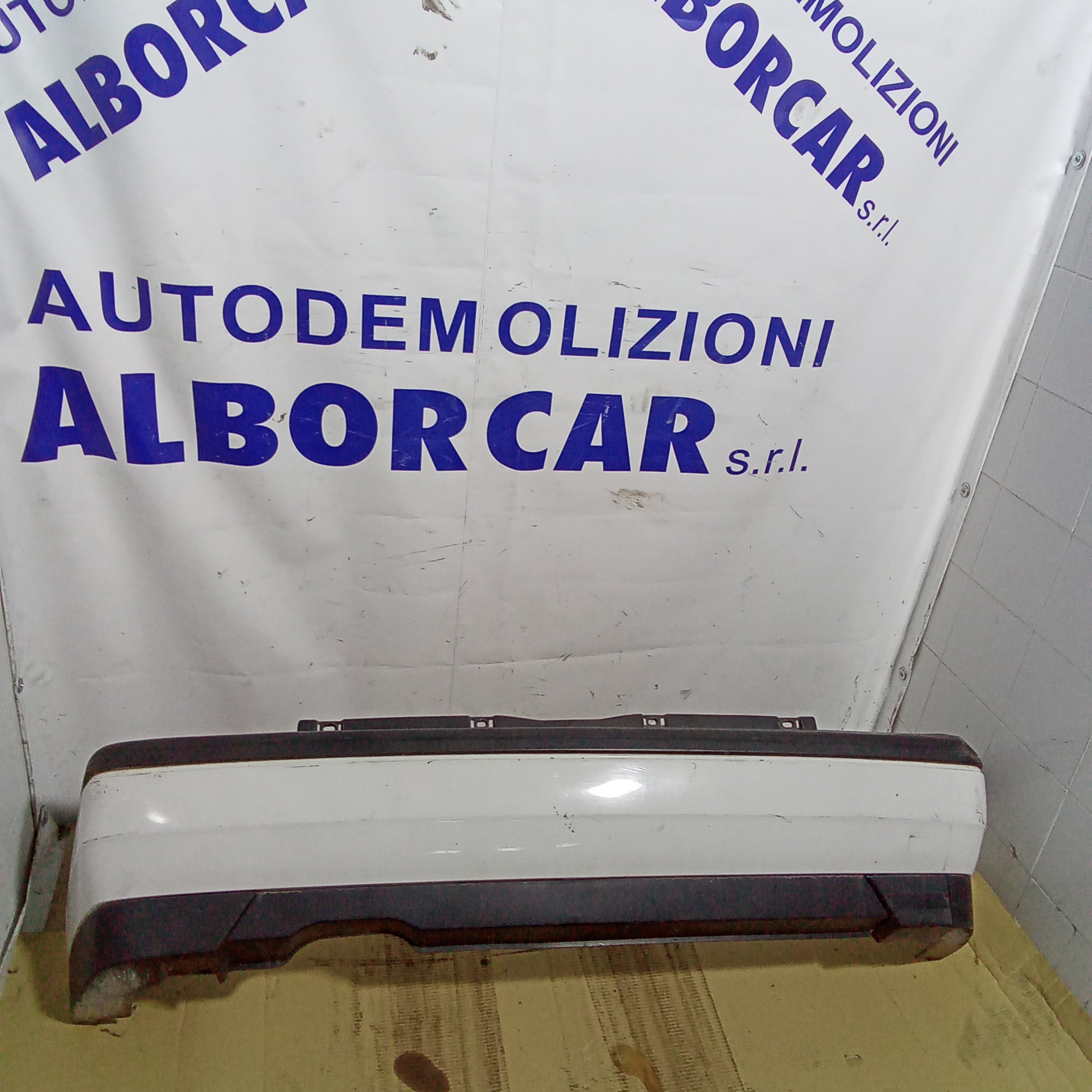 paraurti posteriore volkswagen golf 3 anno 1997