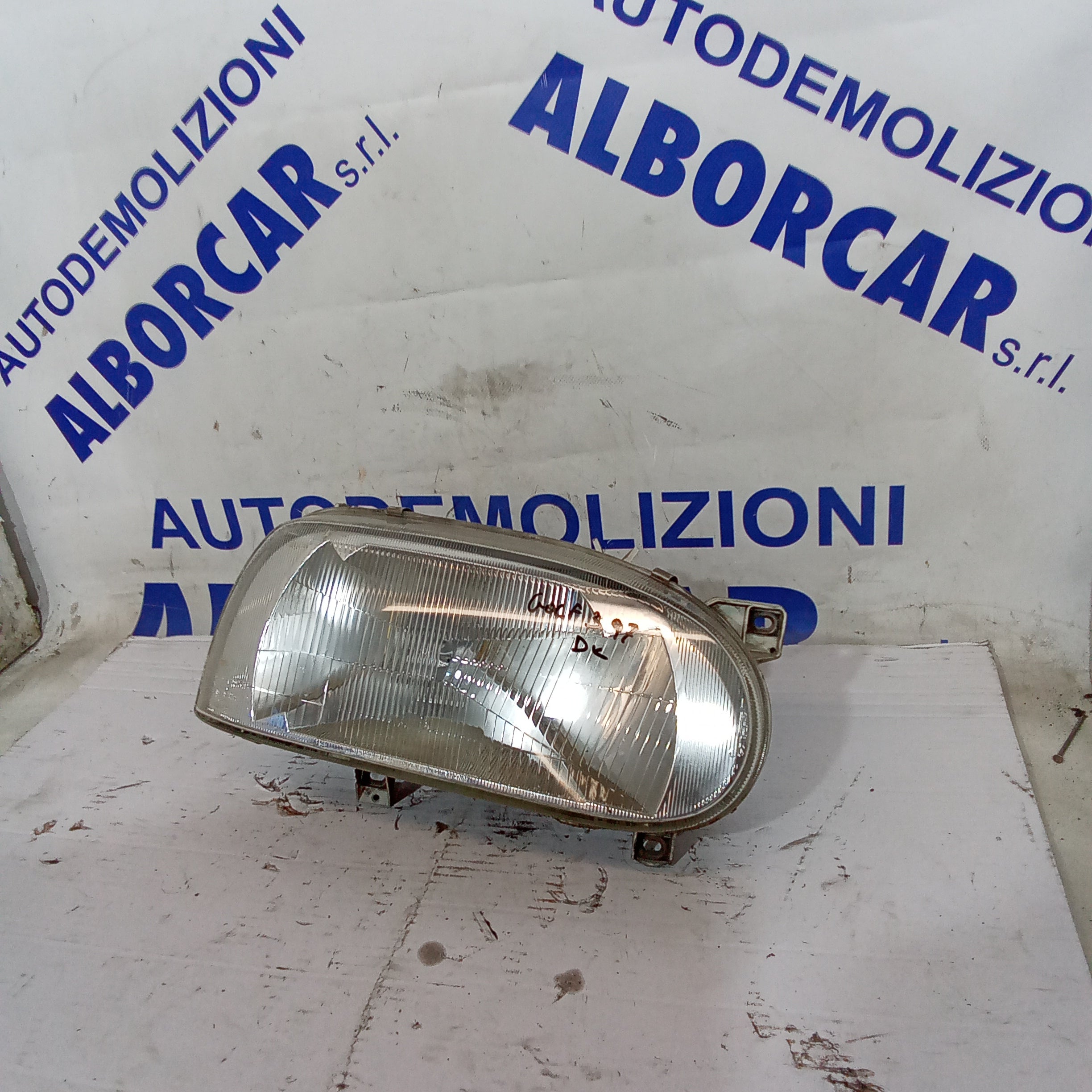 faro delantero derecho Volkswagen Golf 3ª año 1991/1998