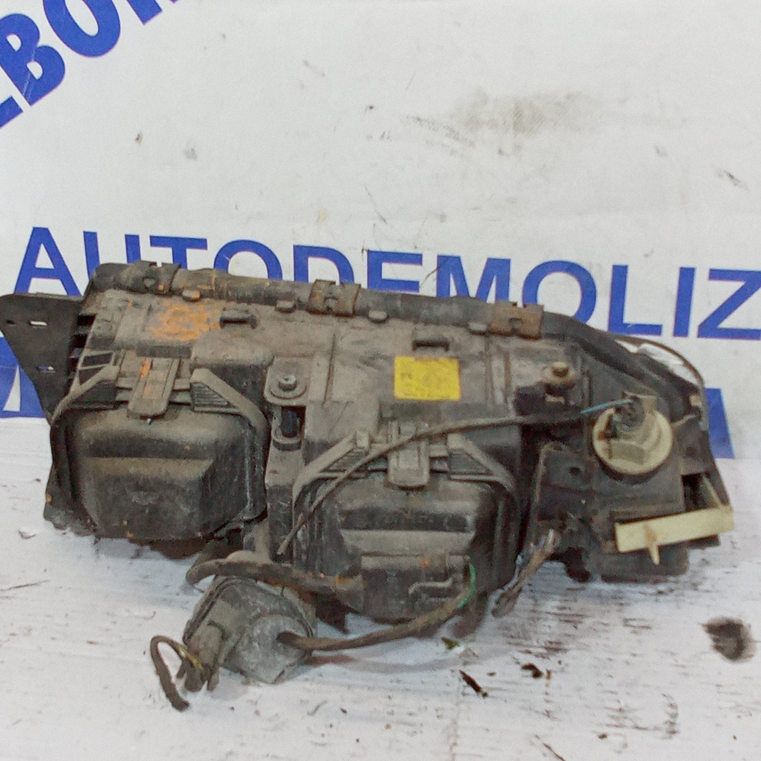 fanale faro anteriore destro alfa 164 anno 1993
