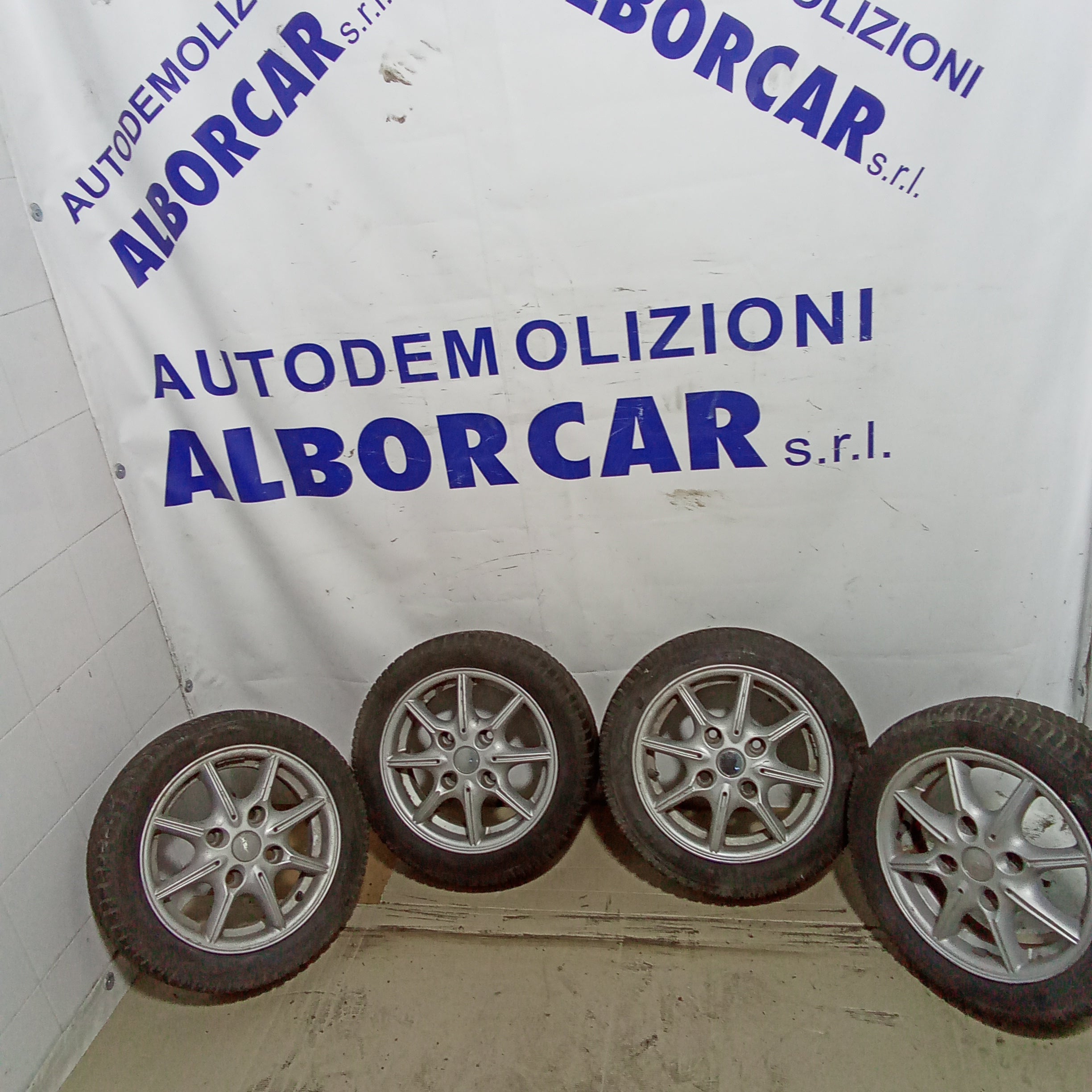 4 cerchi con gomma 4 fori smart for two 13 pollici