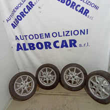 Carica l&#39;immagine nel visualizzatore di Gallery, 4 cerchi con gomma 4 fori smart for two 13 pollici

