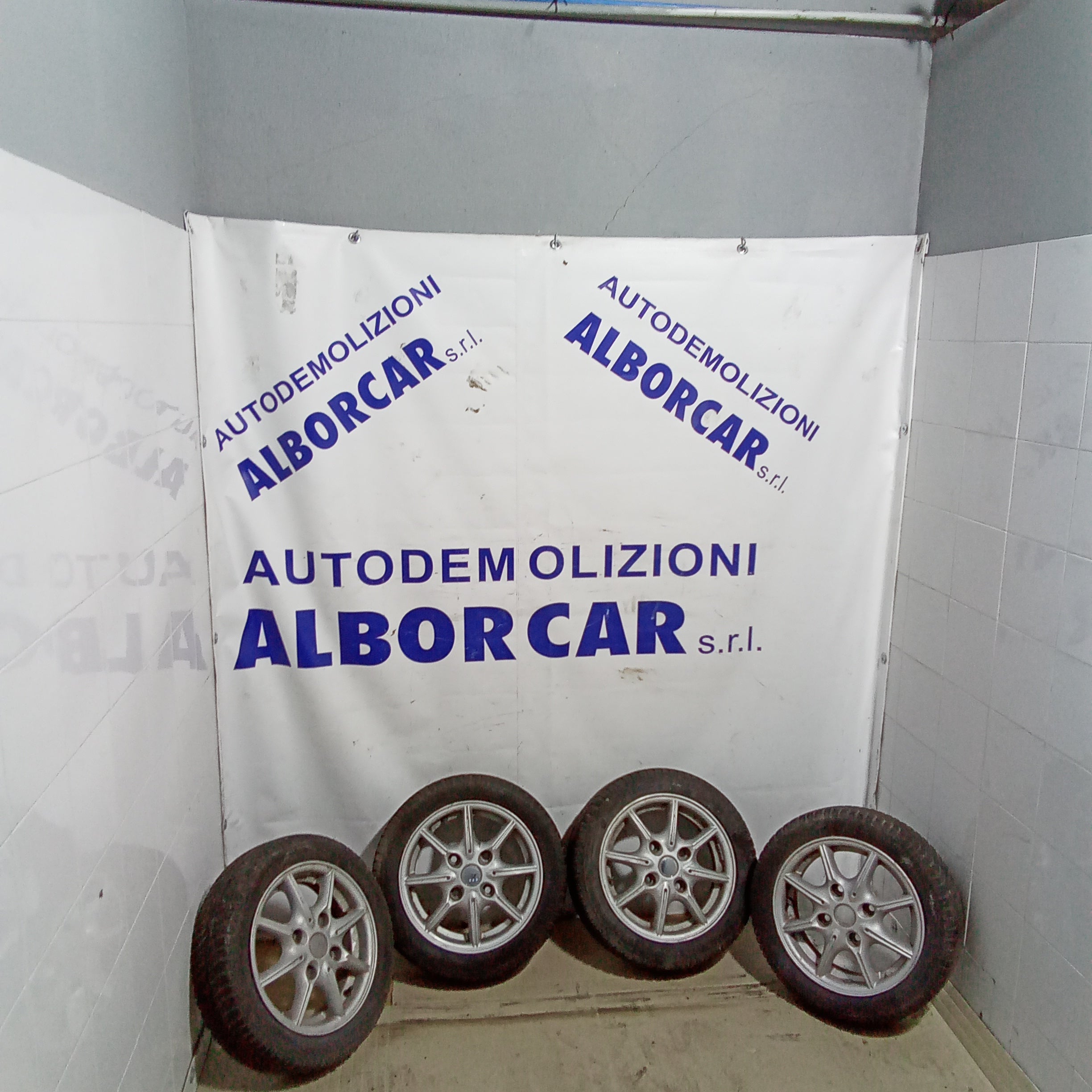 4 cerchi con gomma 4 fori smart for two 13 pollici