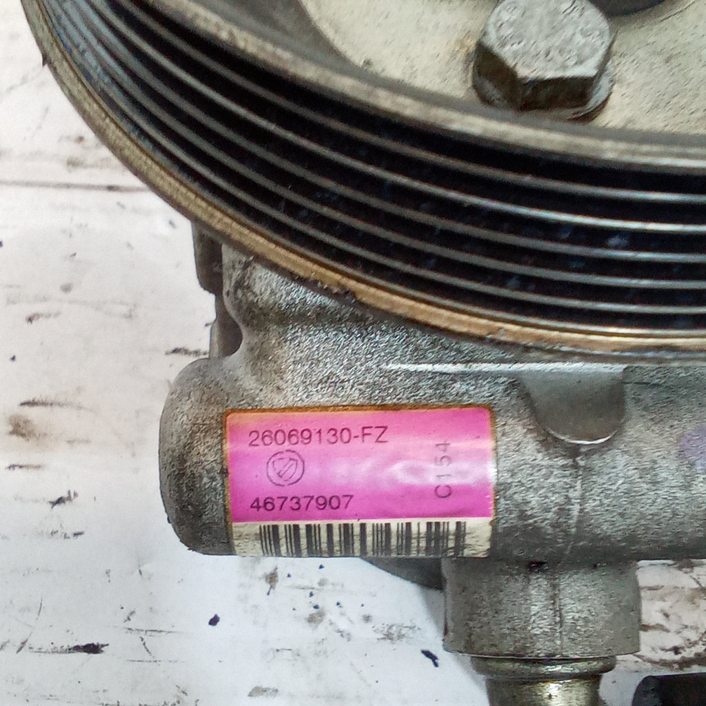 bomba de dirección asistida Alfa Romeo GT año 2006 código 26069130-FZ