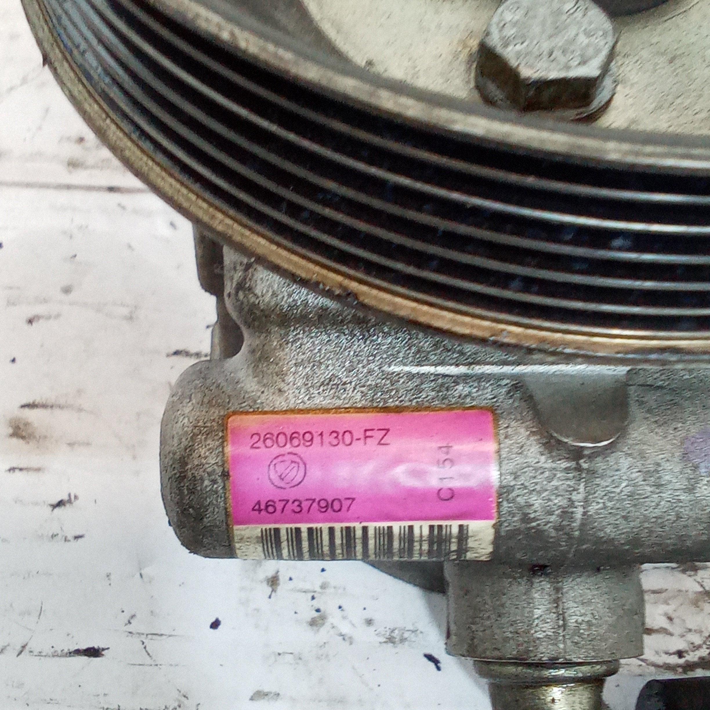 bomba de dirección asistida Alfa Romeo GT año 2006 código 26069130-FZ