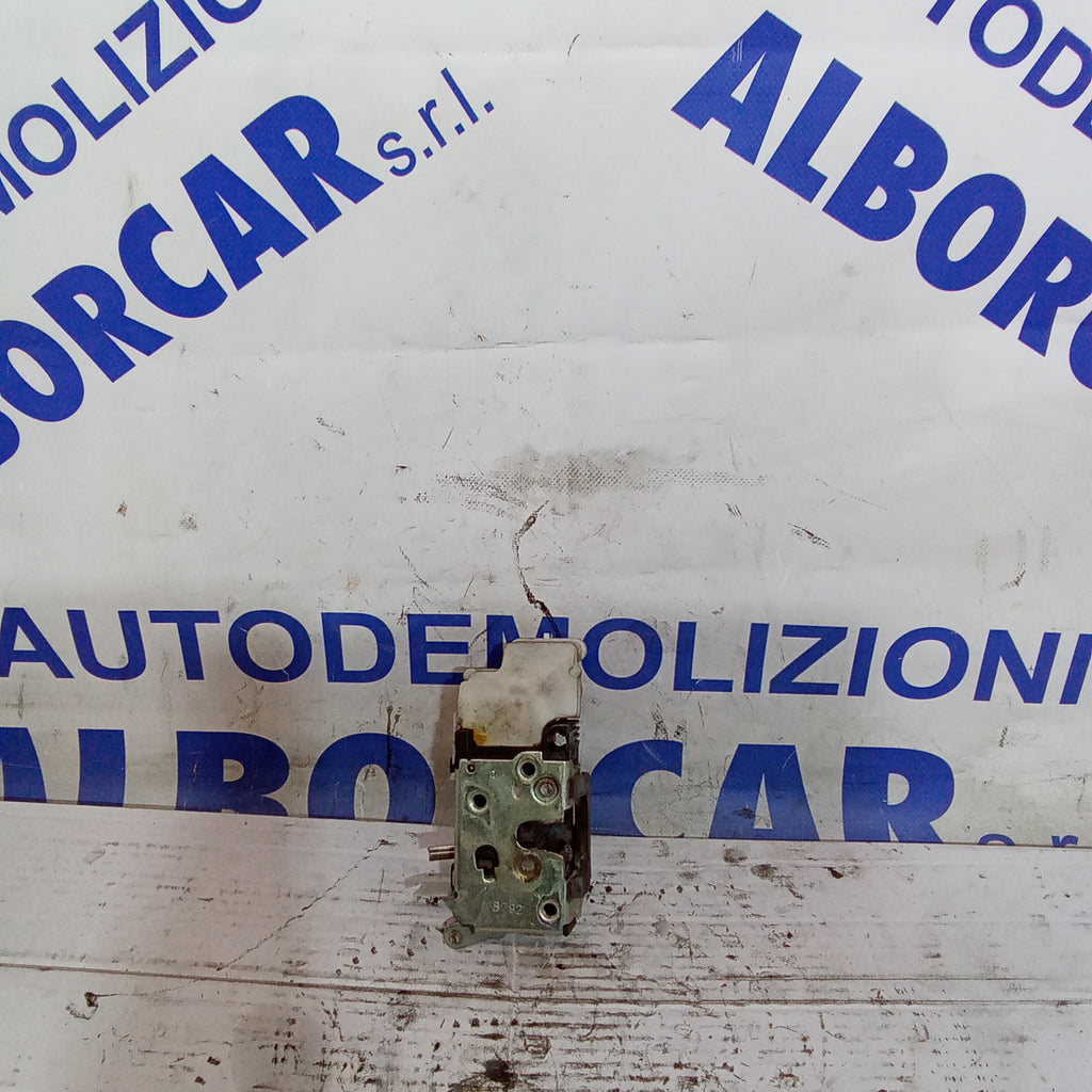 serratura anteriore destra fiat punto 3^serie anno 2005