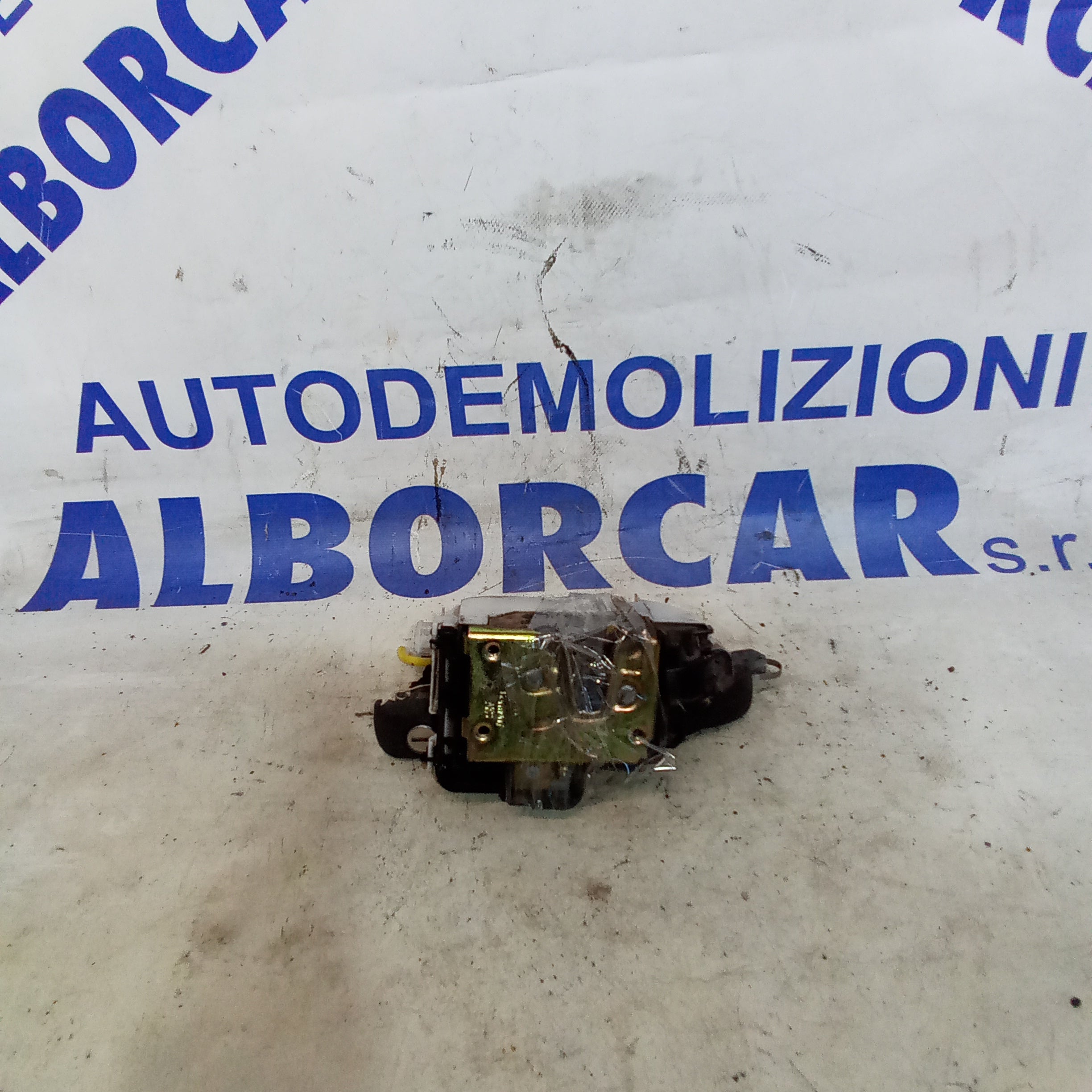Serratura anteriore destra completa di maniglia volkswagen golf 2 serie anno 1994