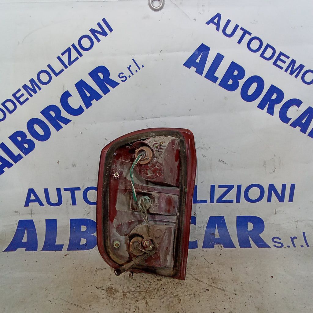 fanale stop posteriore destro toyota rav4 anno 2005