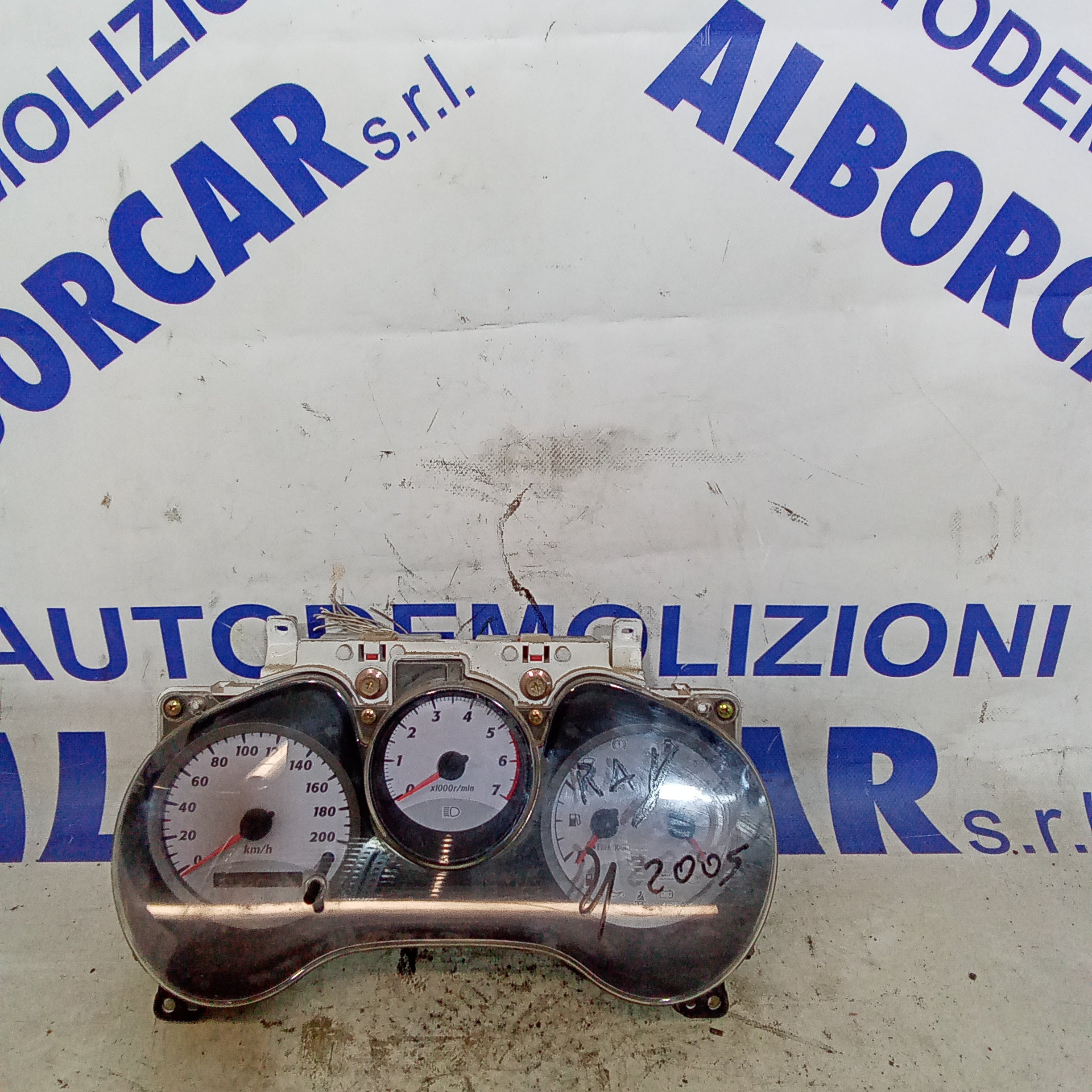 Quadro strumenti/contachilometri toyota rav4 diesel anno 2005 codice 83800-42A60