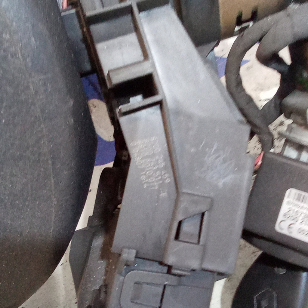 piantone canna sterzo (completo) renault clio 1.5 cdti anno 2007 codice 6200254975-CR