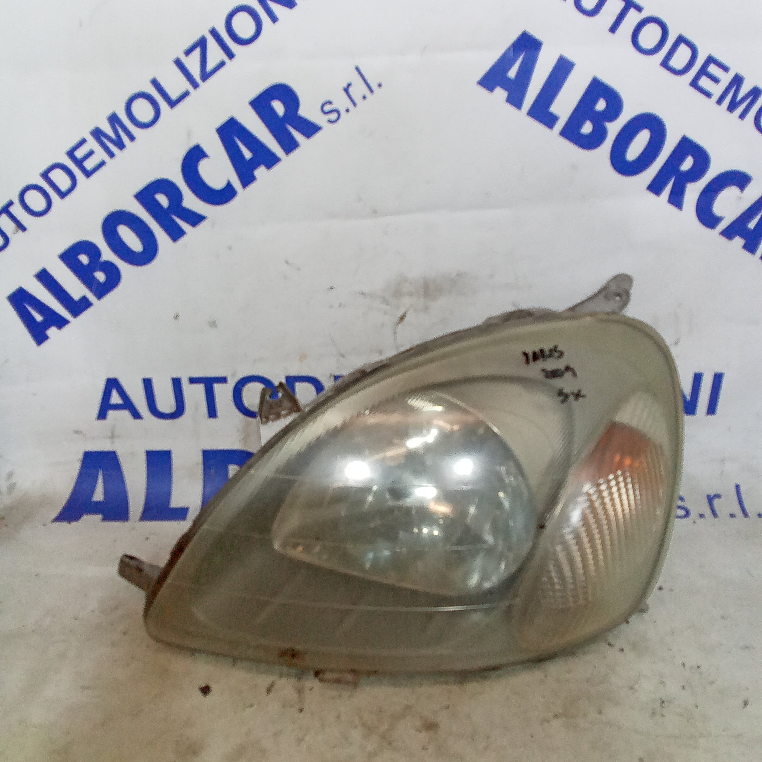 fanale faro anteriore sinistro toyota yaris anno 2004