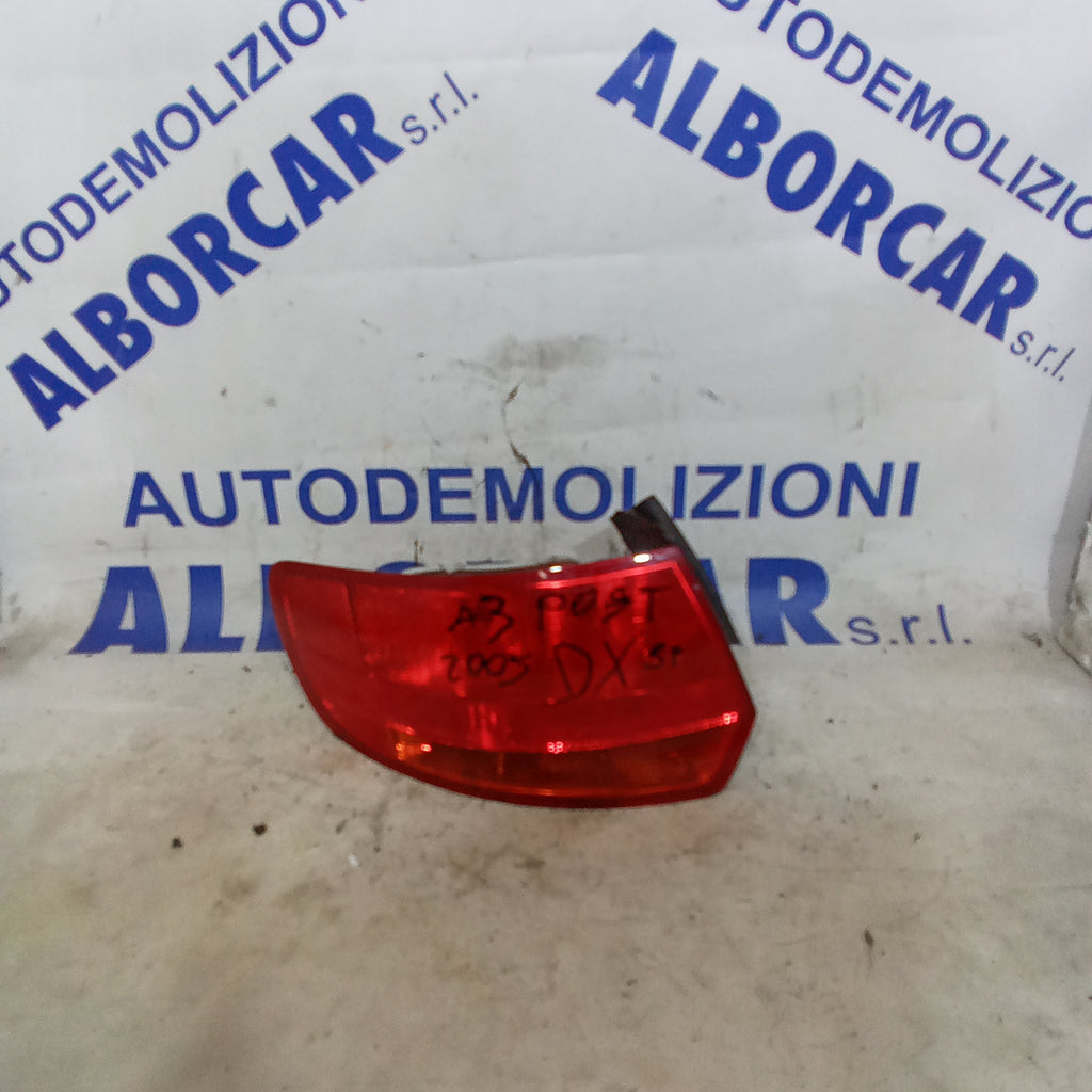 fanale stop posteriore destro audi A3 5 porte anno 2005