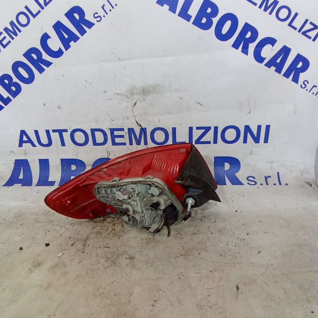 fanale stop posteriore sinistro audi A3 5 porte anno 2005