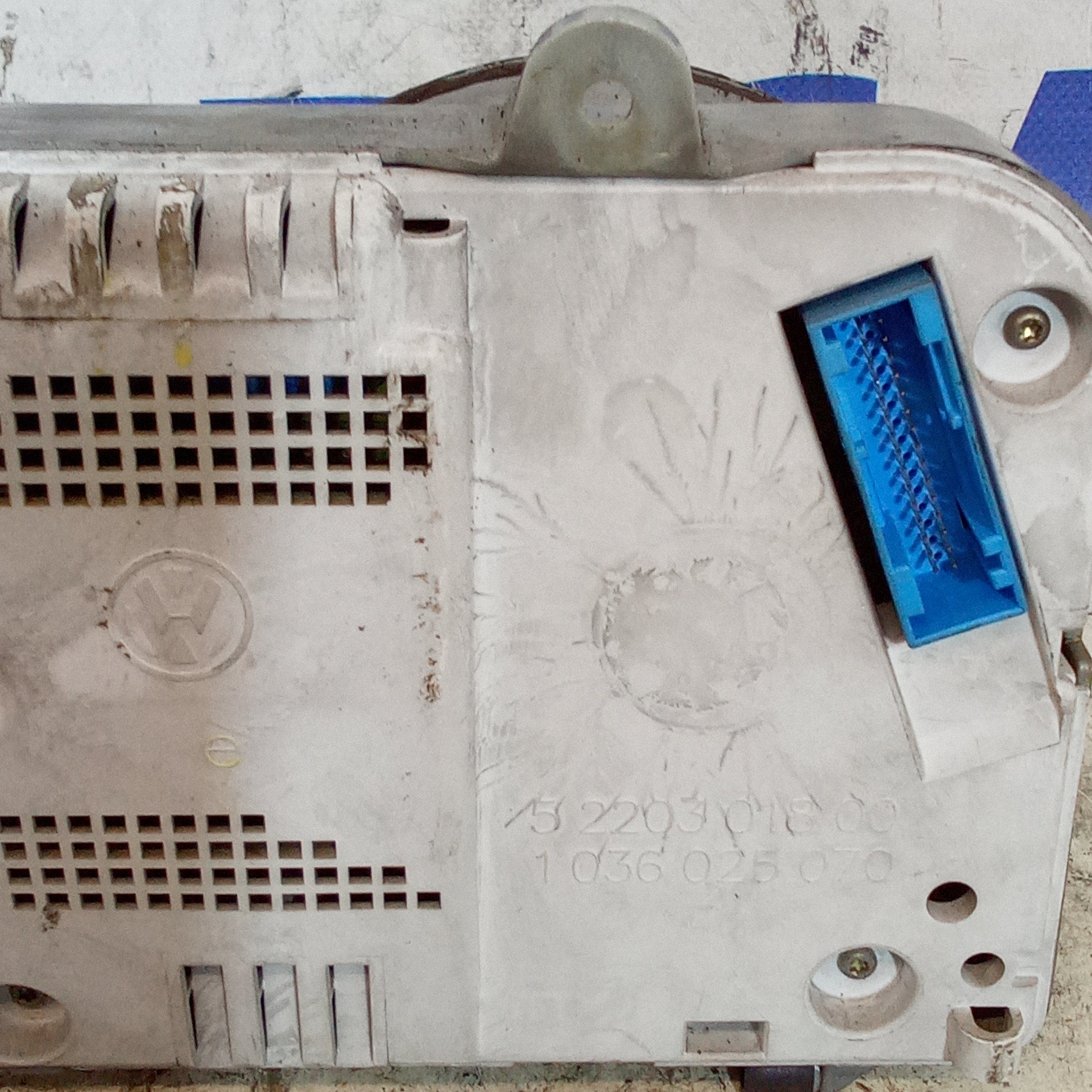 Quadro strumenti/contachilometri volkswagen lupo 1.4 tdi anno 1999 codice 6X0920801A