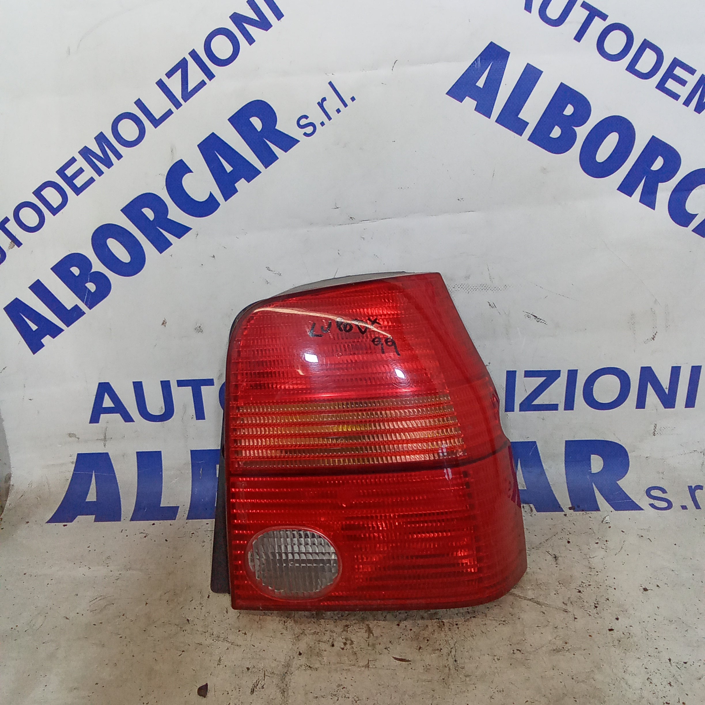 fanale stop posteriore destro volkswagen lupo anno 1999