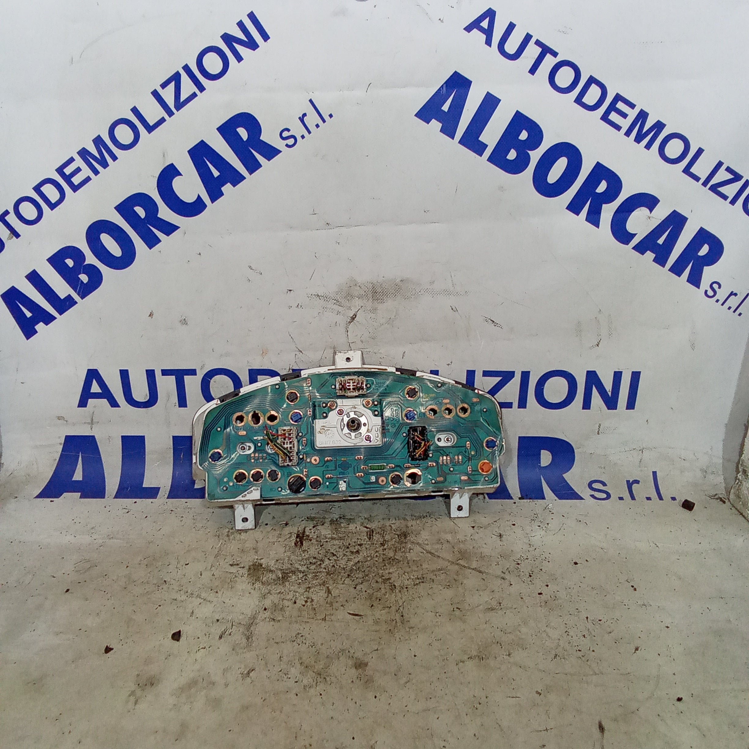 Quadro strumenti/contachilometri nissan micra anno 1998 codice 248105F700