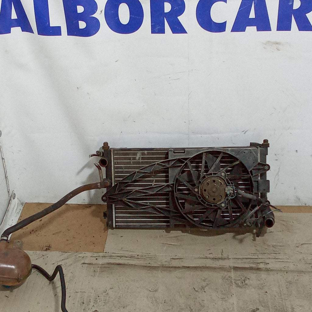 Radiador de refrigeración de agua Fiat Panda 1.2 gasolina año 2007