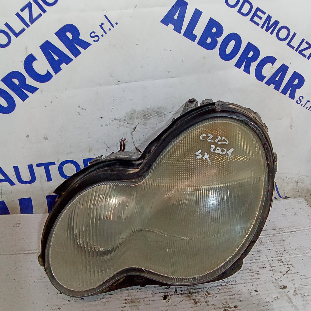 Faro delantero izquierdo Mercedes C220 año 2001