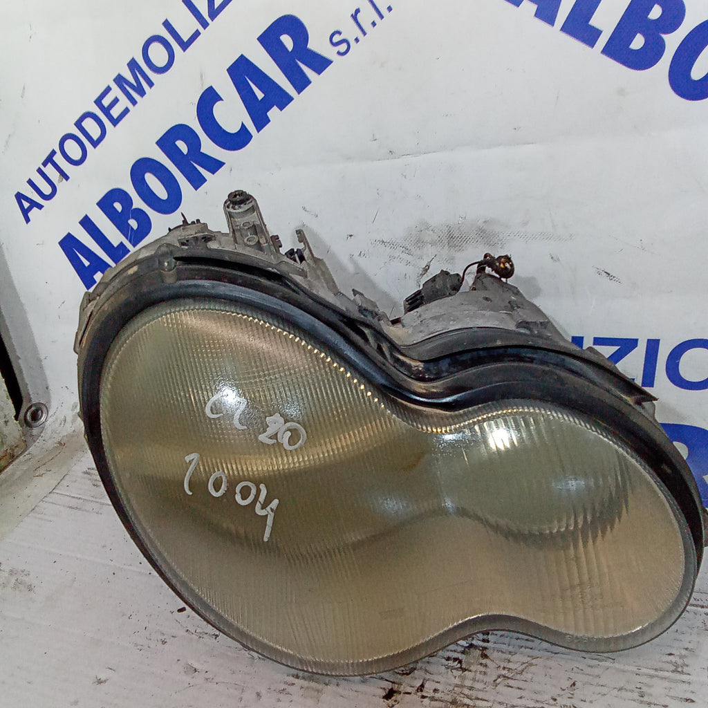 fanale faro anteriore destro mercedes C220 anno 2001