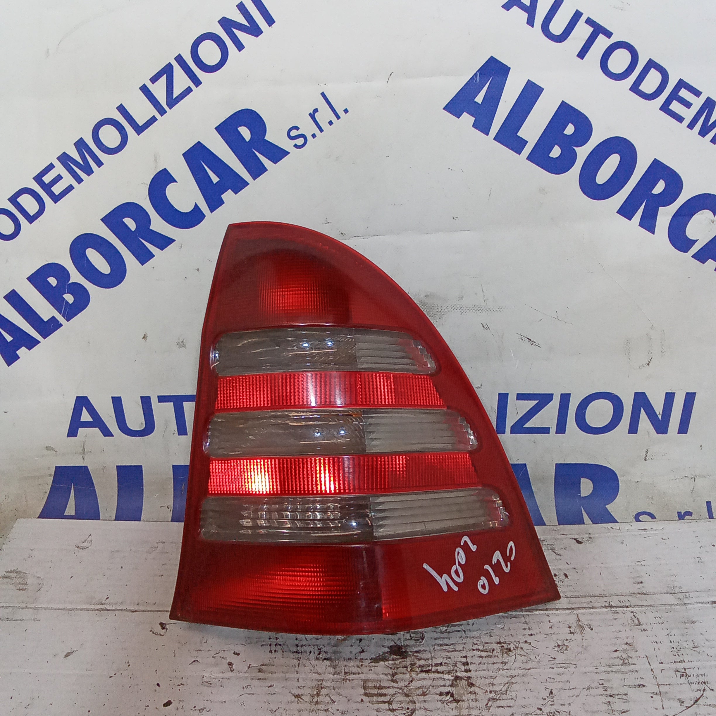 fanale stop posteriore destro mercedes C220 anno 2004