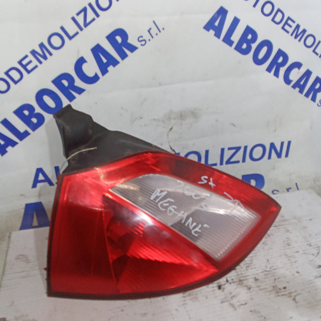 fanale stop posteriore sinistro renault megane 3 porte anno 2003