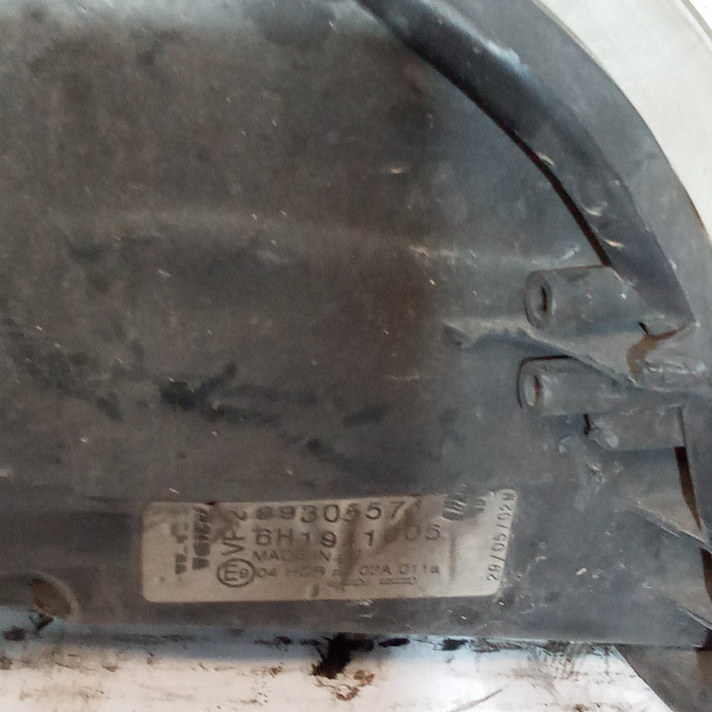 fanale faro anteriore sinistro seat arosa anno 2002