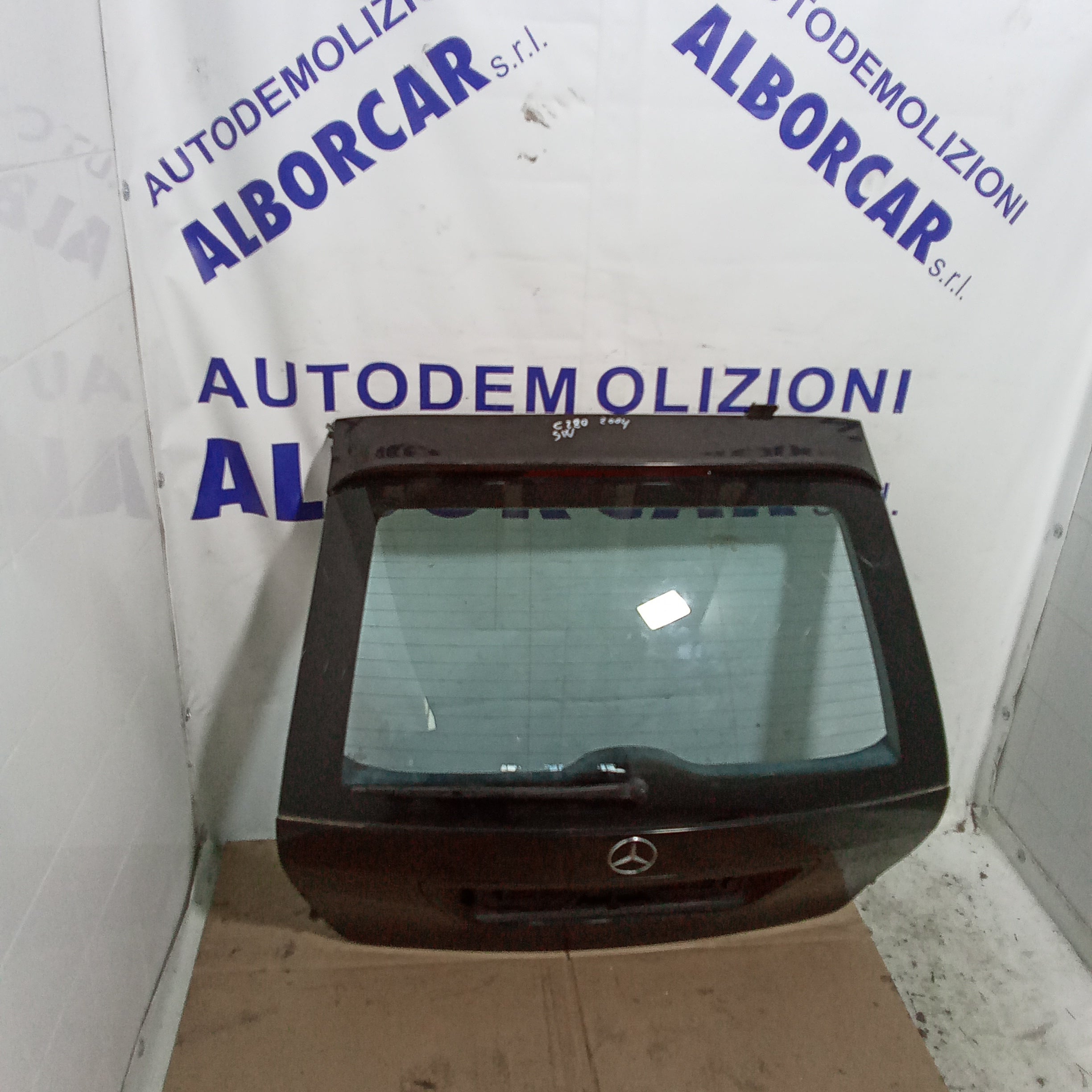 Trunk lid Mercedes C220 sw year 2004