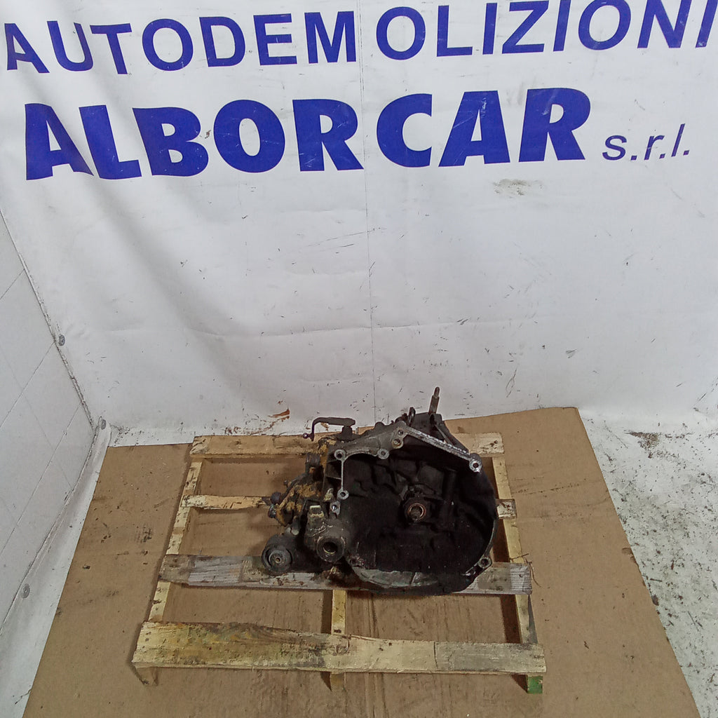 5-speed gearbox Peugeot 106 1.5 diesel year 1997