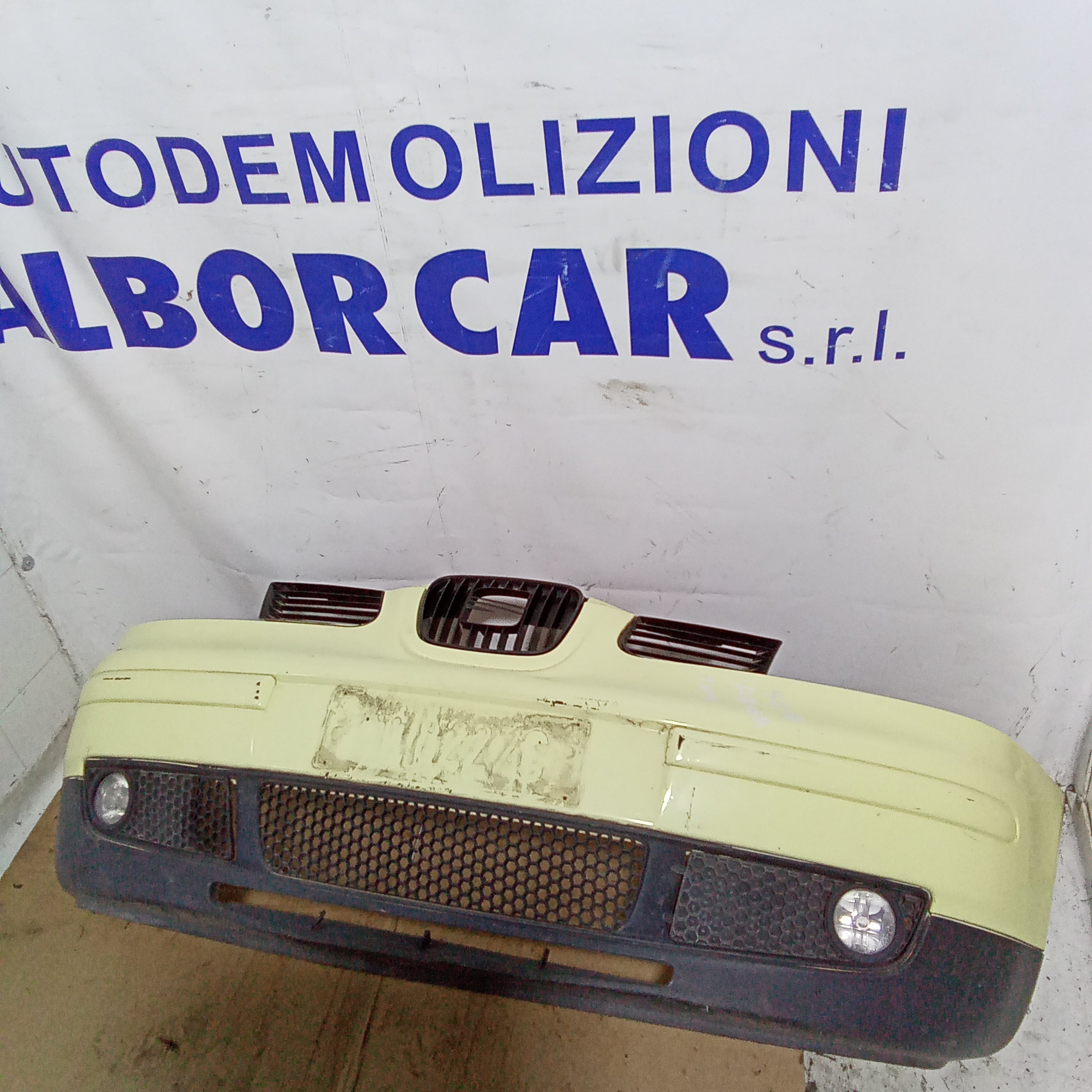 Front bumper Seat Arosa year 2004