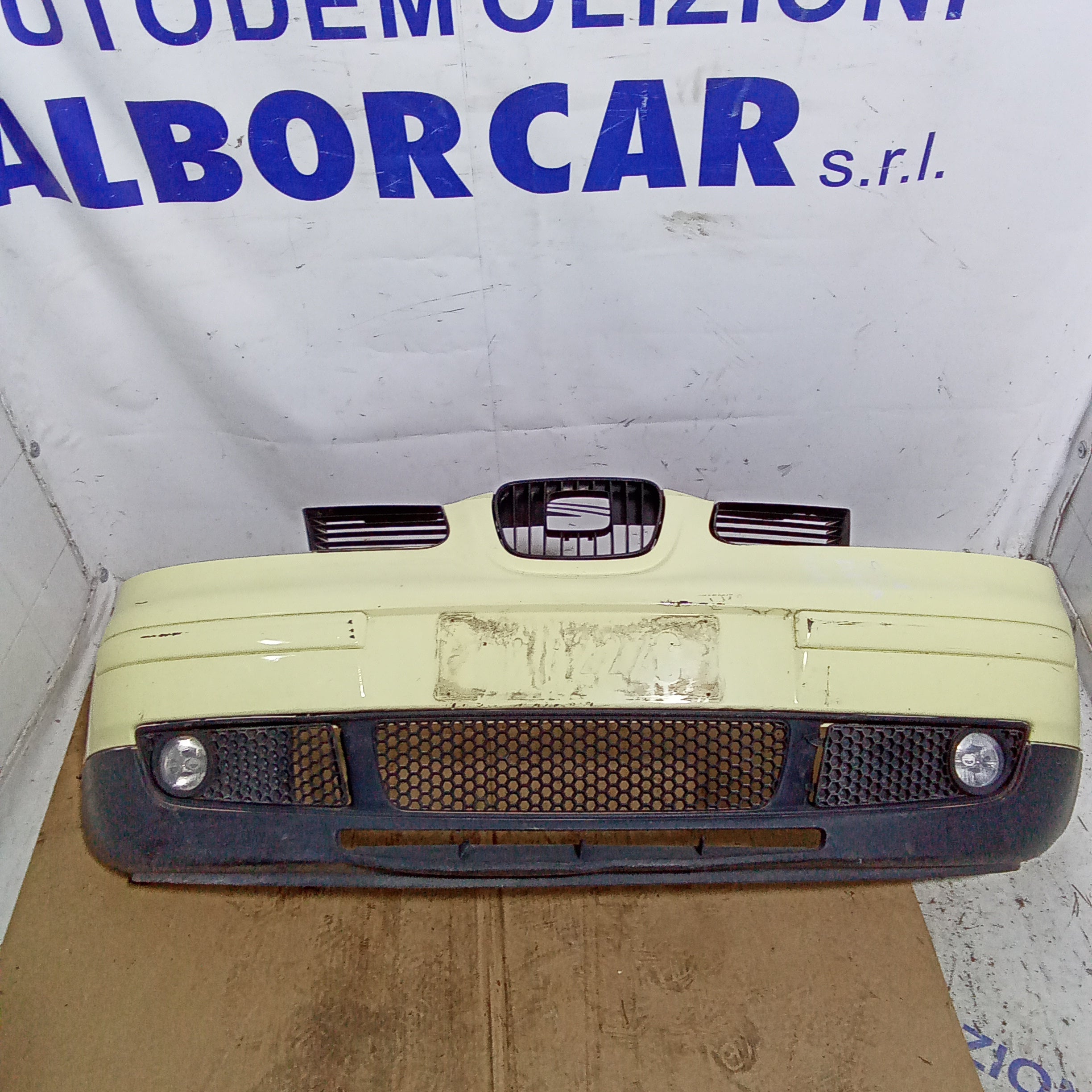 Front bumper Seat Arosa year 2004