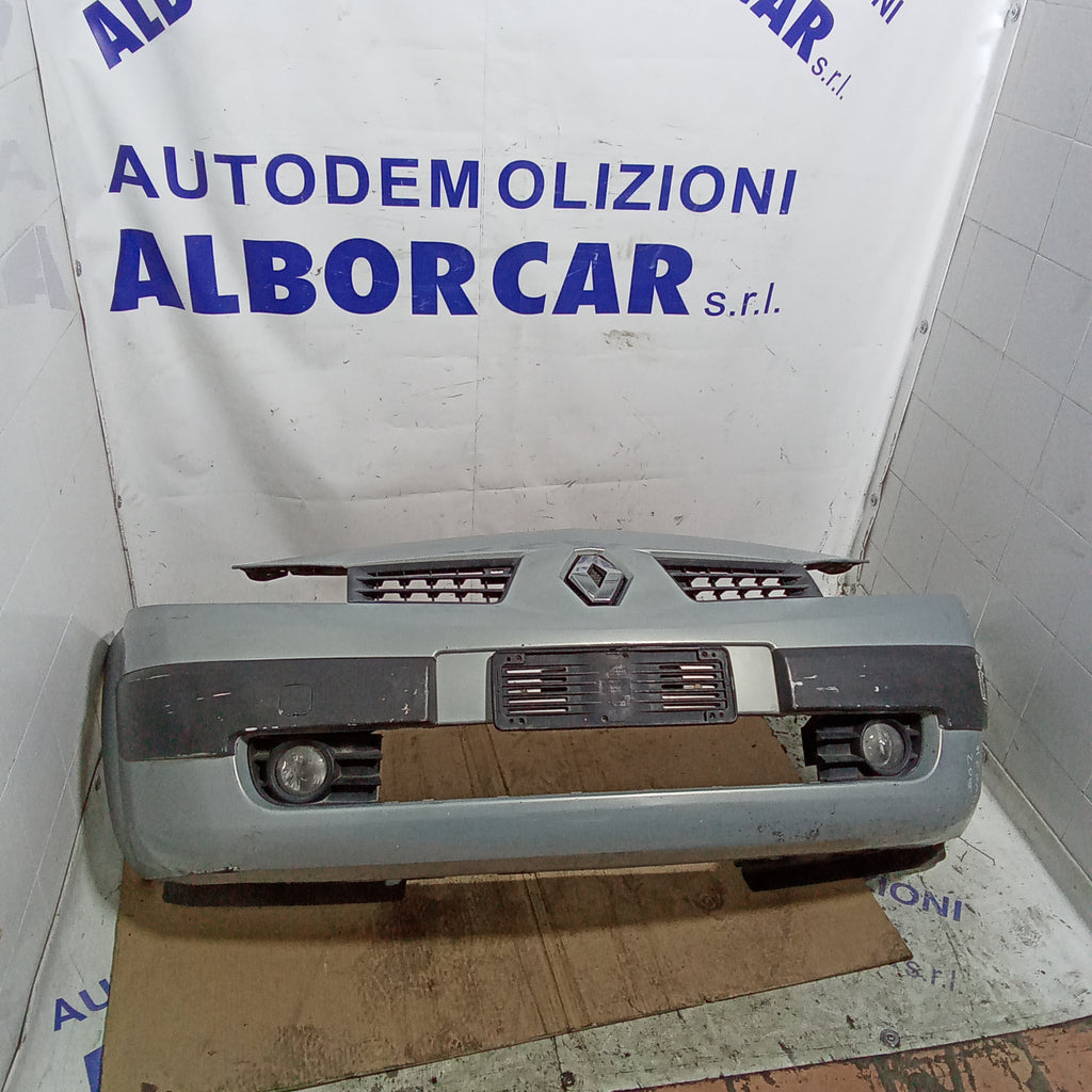 Front bumper Renault Megane year 2005