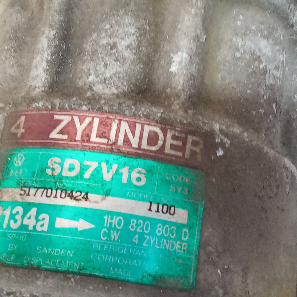 Volkswagen Lupo 1.2 petrol air conditioning compressor year 1997/2004 part number 1HO820803 D