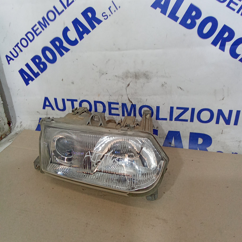 Alfa Romeo 145 1996 right front headlight