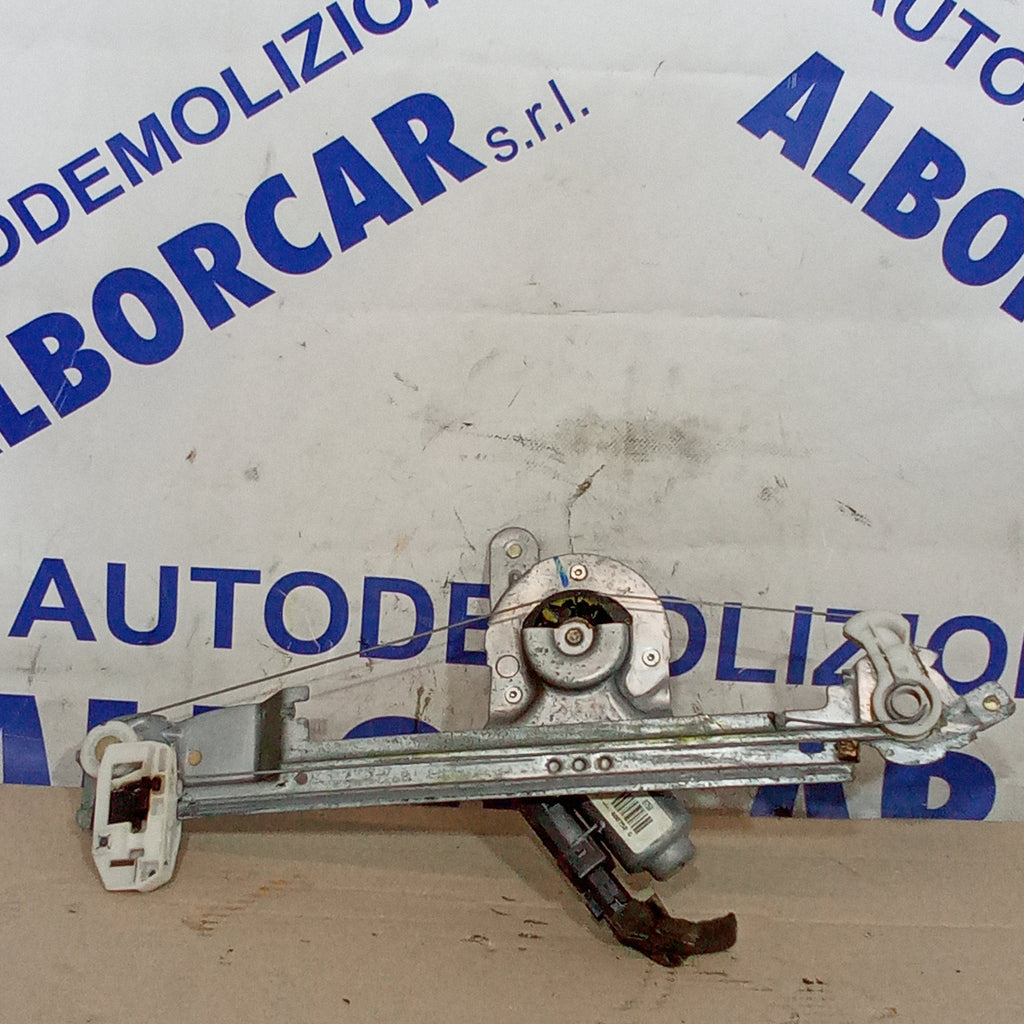 alzavetro posteriore destro renault scenic  anno 2004