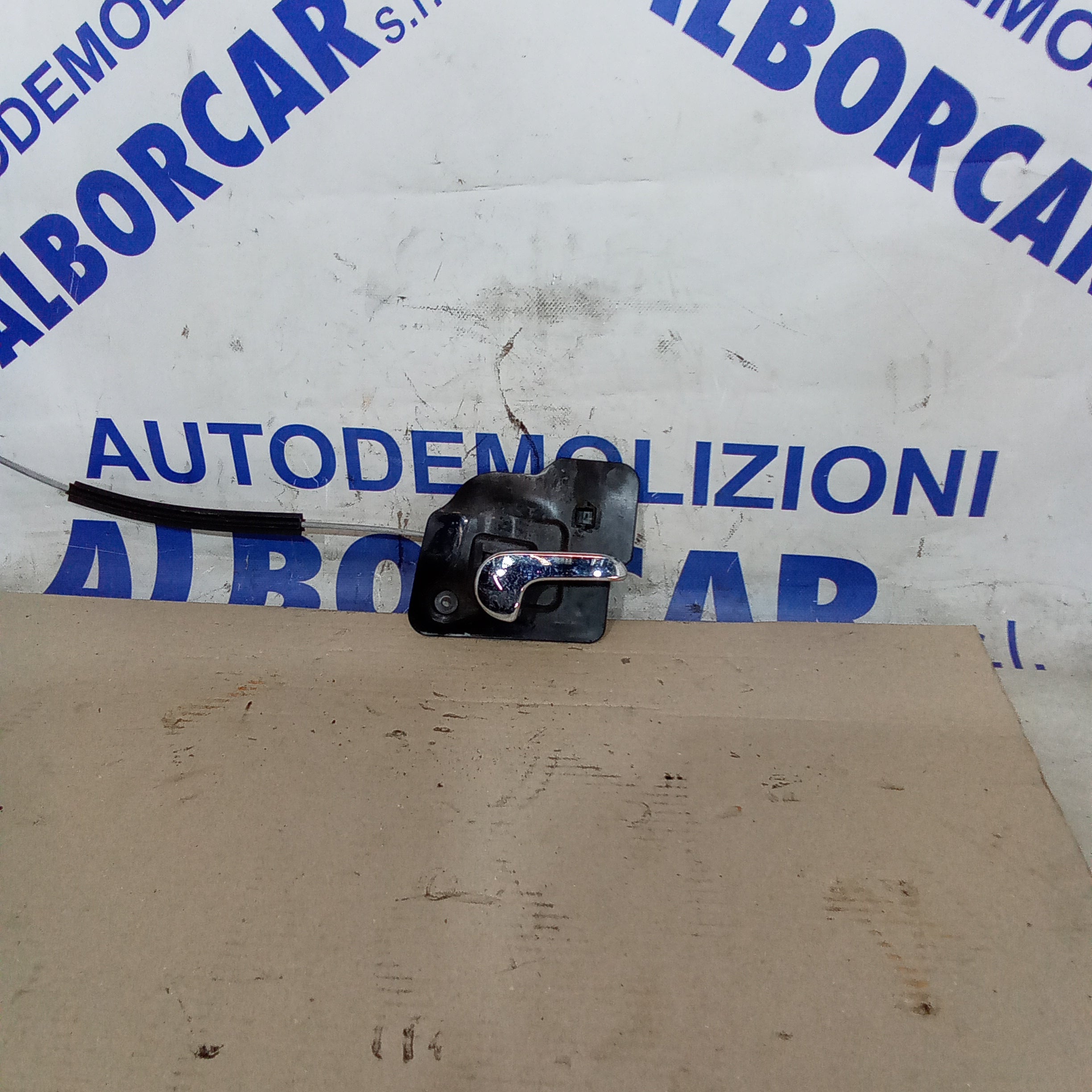 Right front interior door handle Opel Meriva year 2005