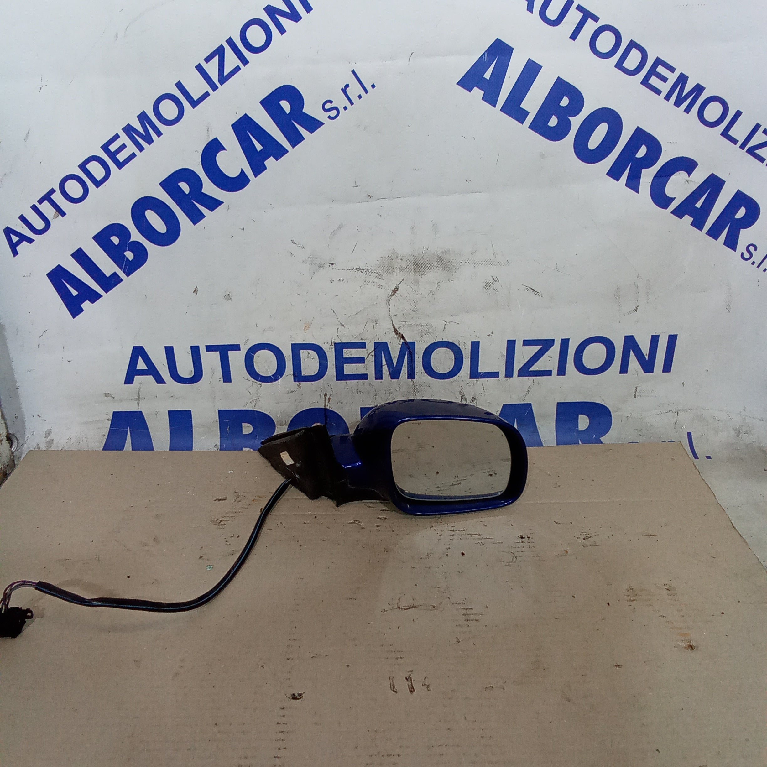 Espejo retrovisor delantero derecho Volkswagen Passat año 2002