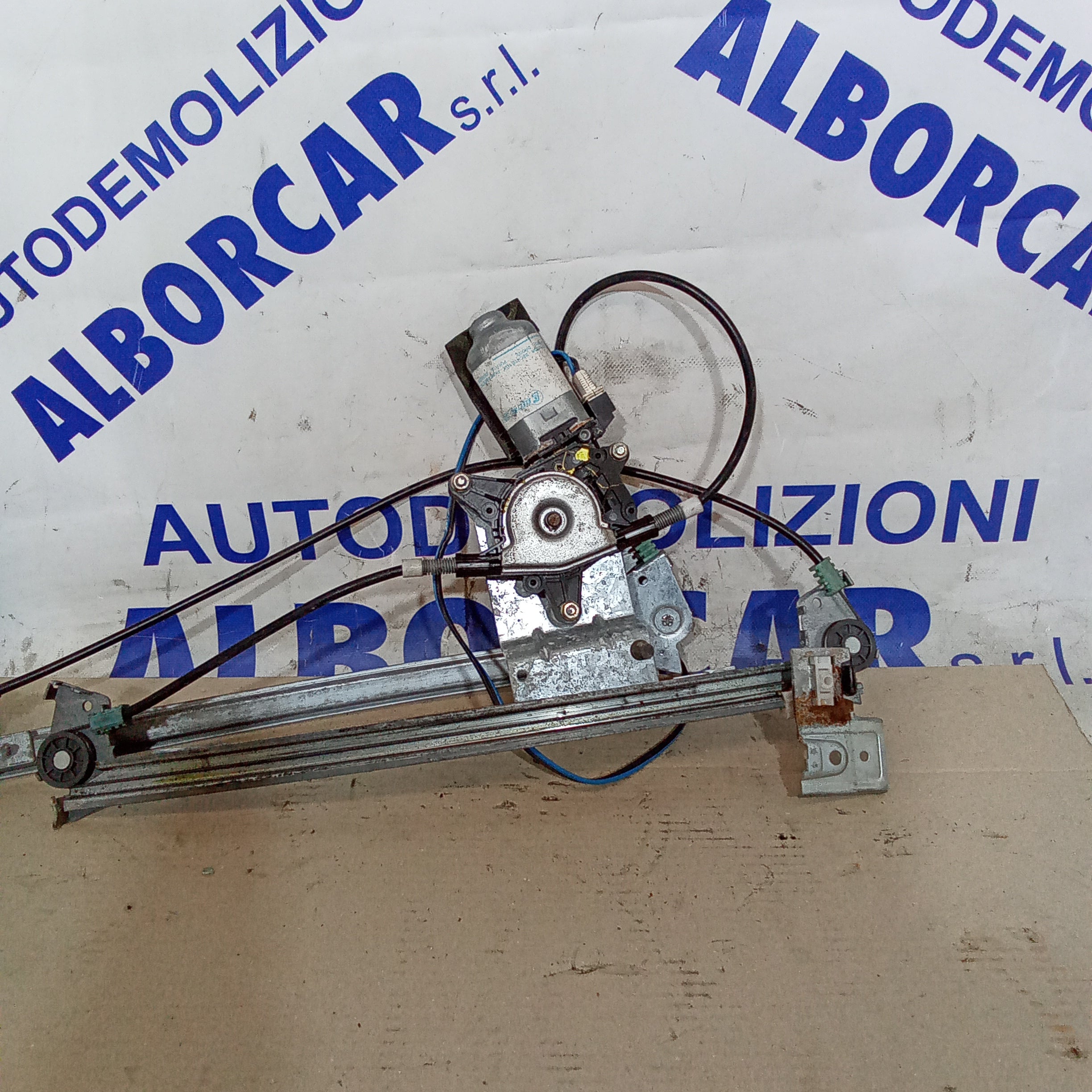 front right power window motor Volkswagen Golf 3