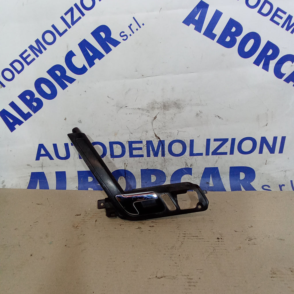Right front interior door handle Volkswagen Polo year 2003