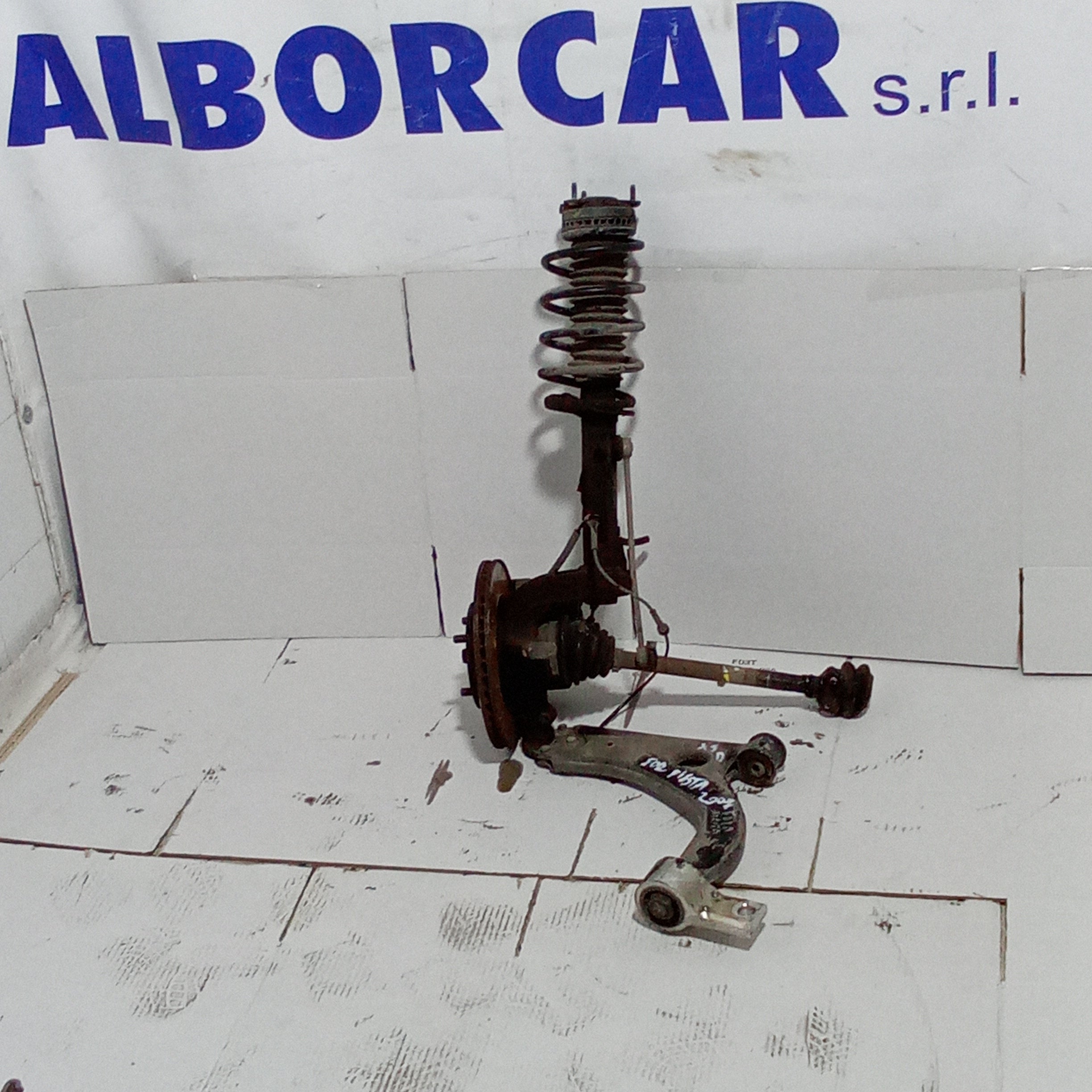 Fusello completo anteriore destro ford fiesta 1.4 diesel anno 2007